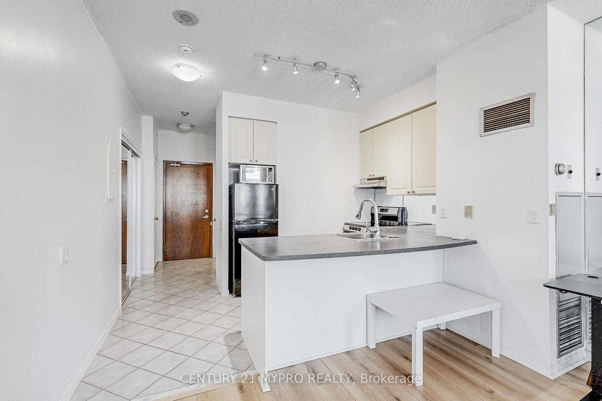 Photo 20 of Unit 401, 555 Yonge Street, Toronto, Church-Yonge Corridor — HOMEH