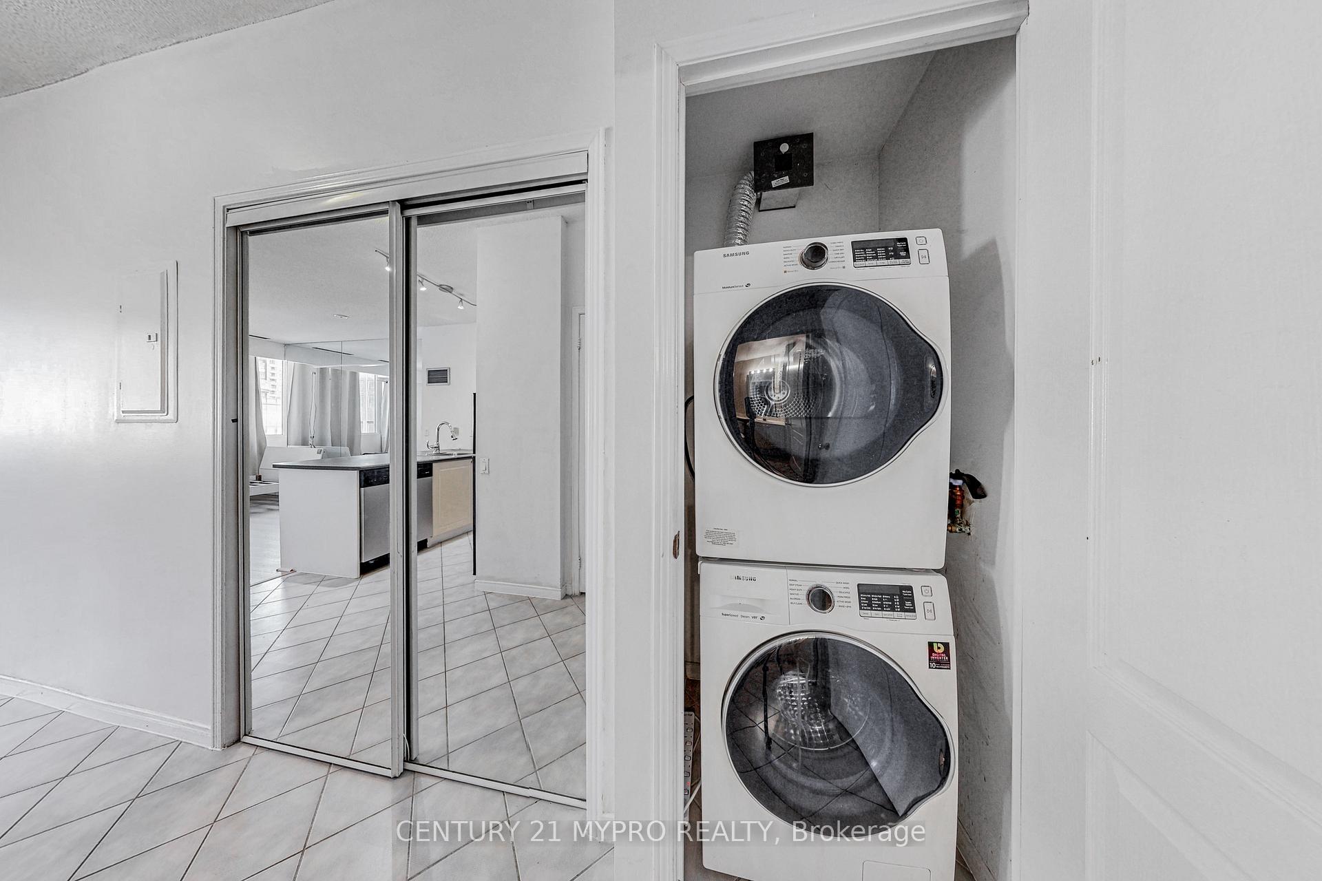 Photo 22 of Unit 401, 555 Yonge Street, Toronto, Church-Yonge Corridor — HOMEH