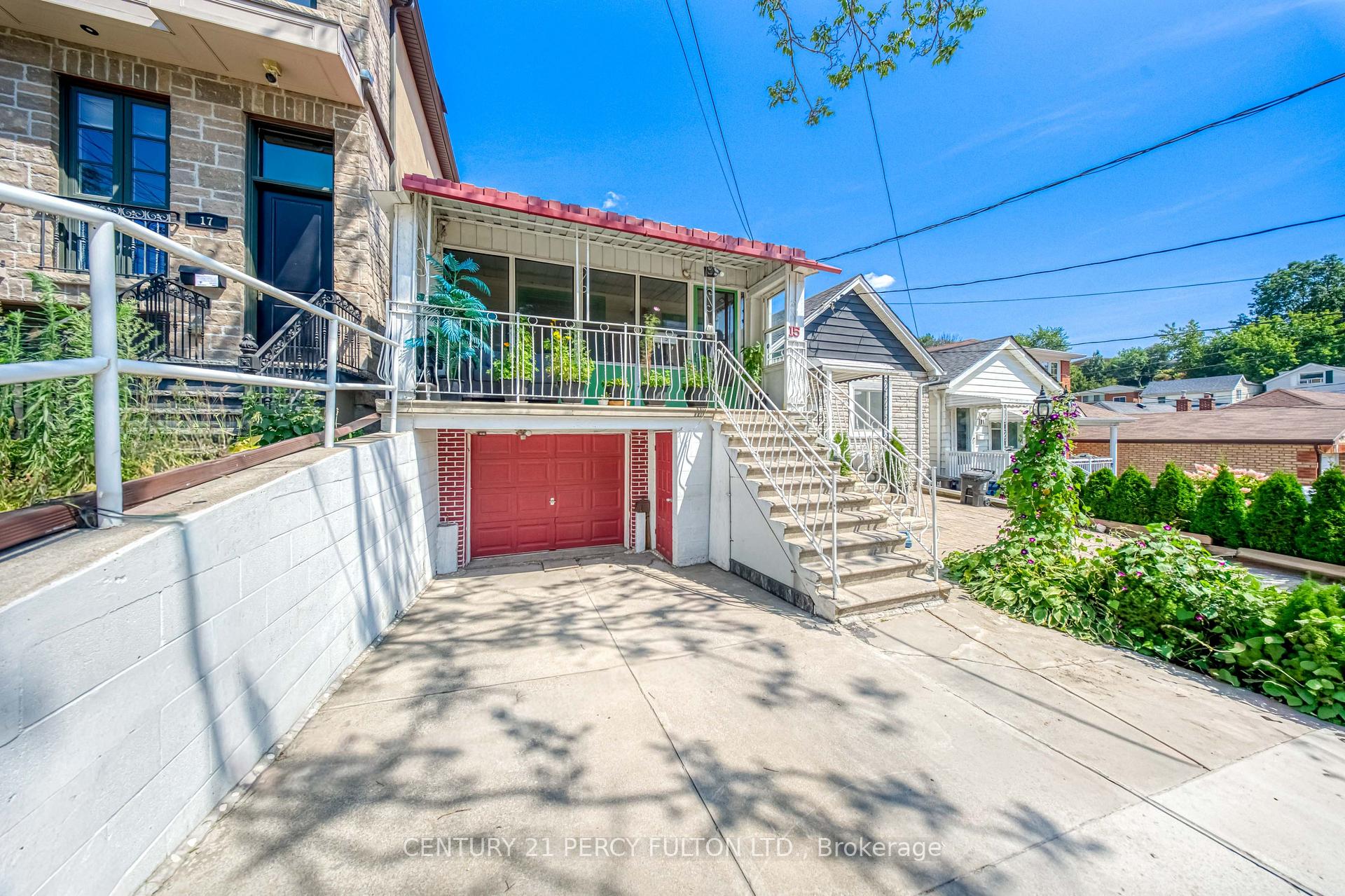 Photo 2 of 15 Haverson Boulevard, Toronto, Keelesdale-Eglinton West — HOMEH