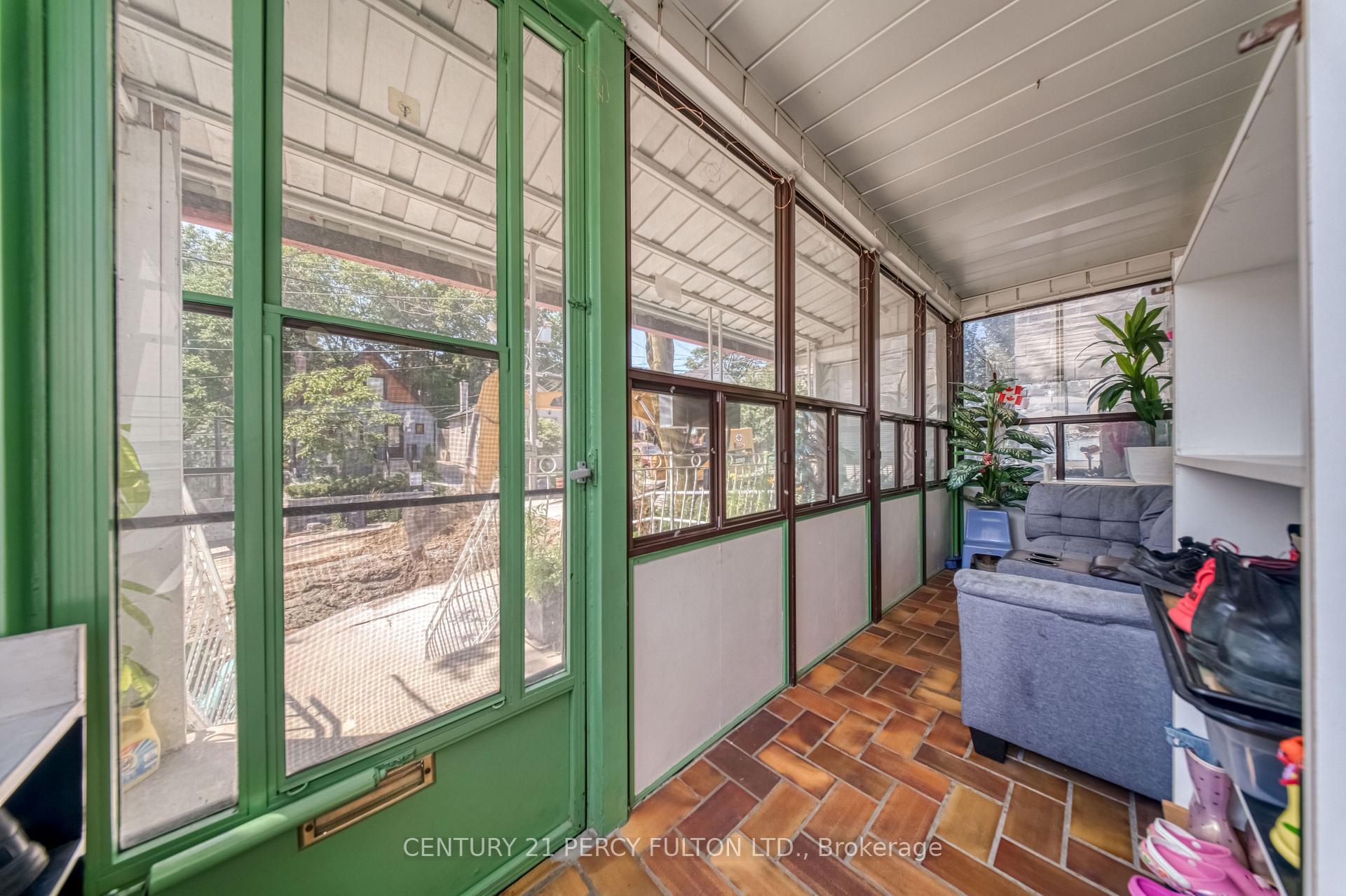 Photo 4 of 15 Haverson Boulevard, Toronto, Keelesdale-Eglinton West — HOMEH