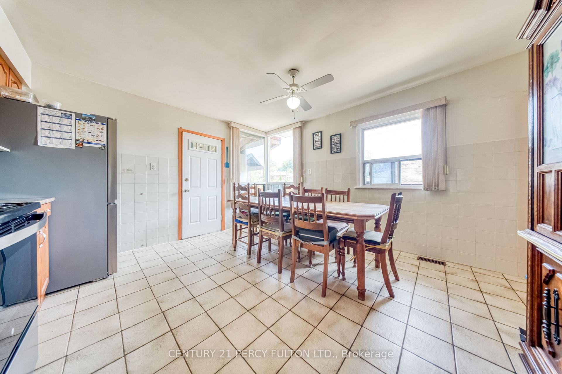 Photo 12 of 15 Haverson Boulevard, Toronto, Keelesdale-Eglinton West — HOMEH