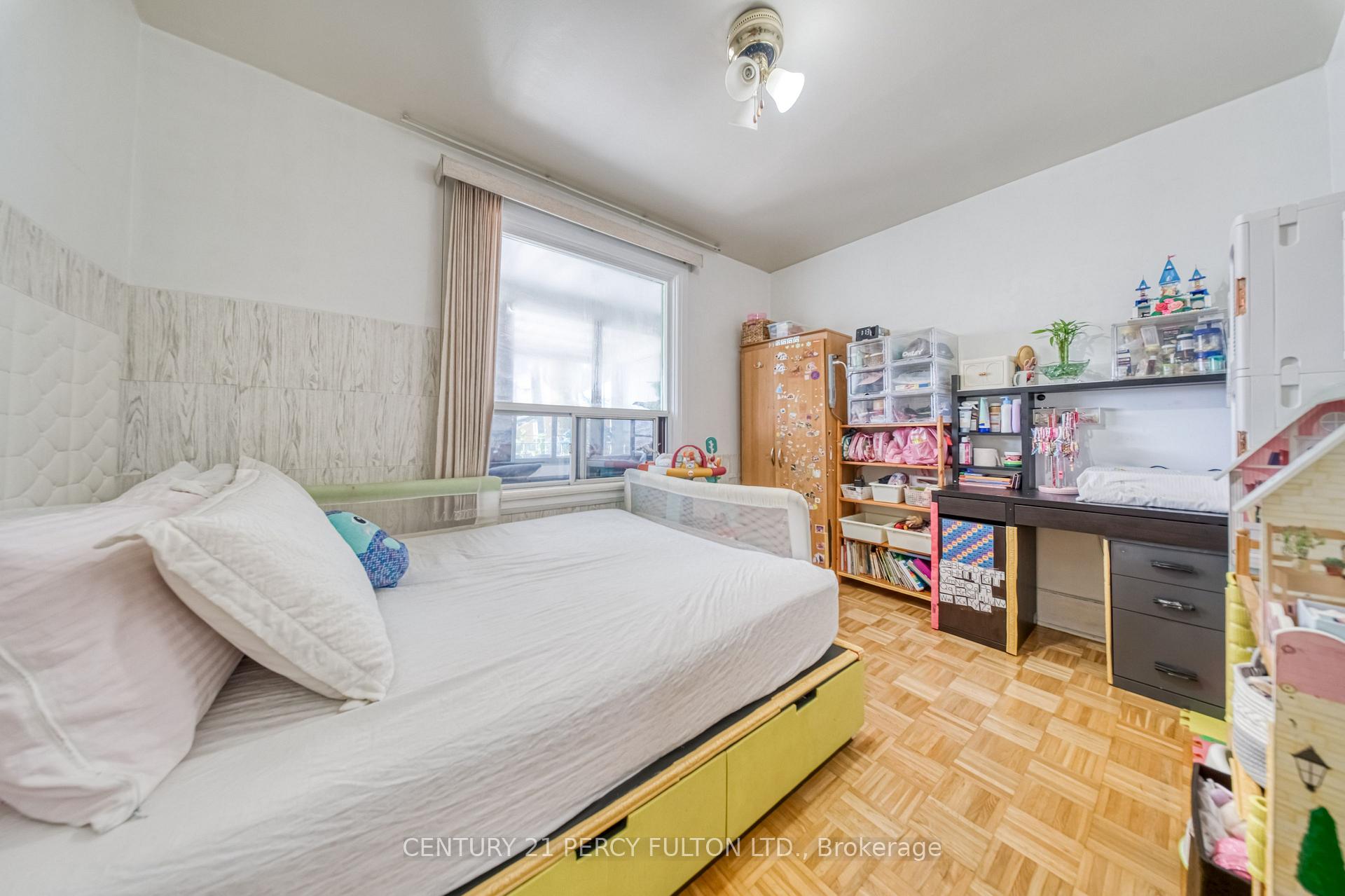 Photo 14 of 15 Haverson Boulevard, Toronto, Keelesdale-Eglinton West — HOMEH