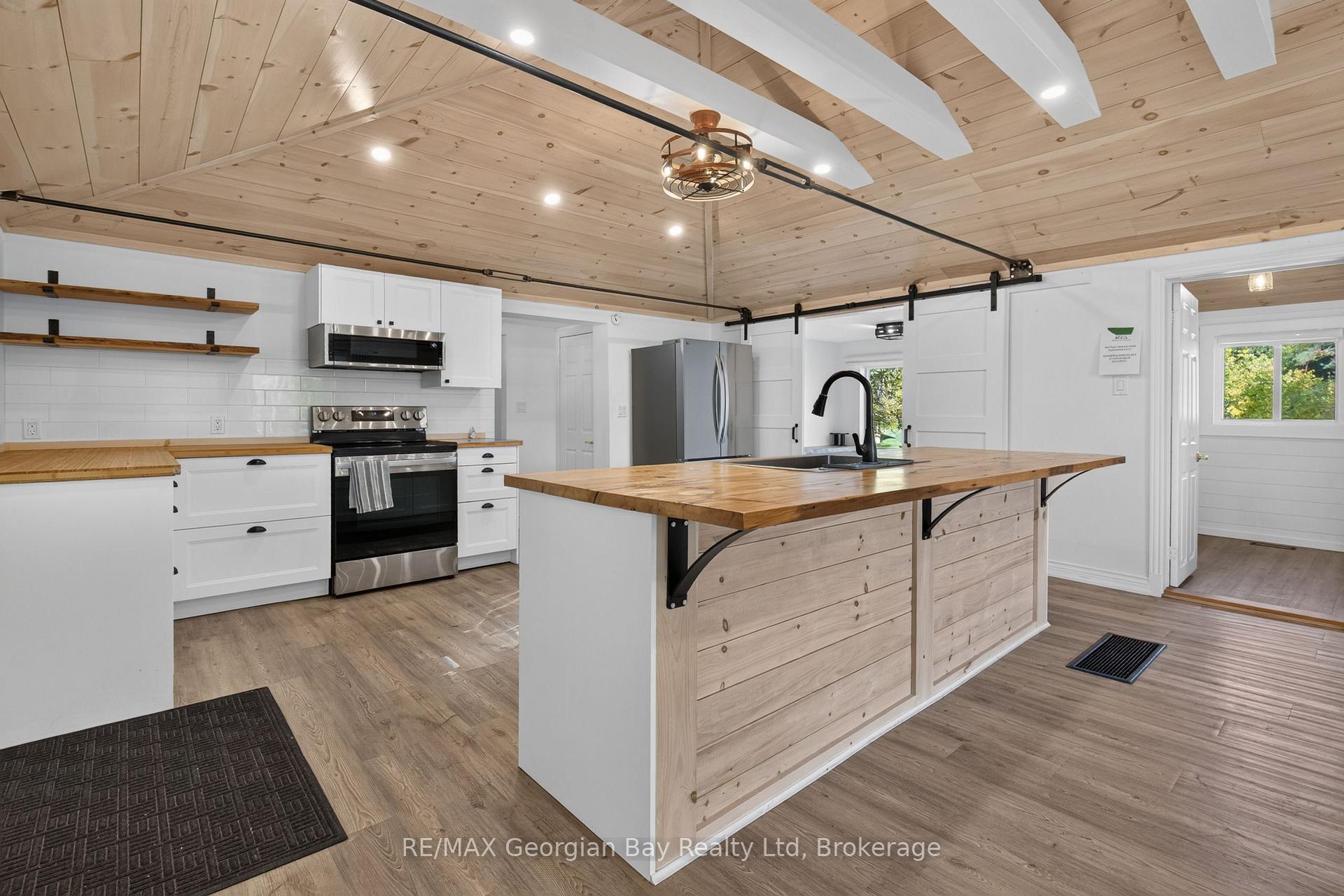 Photo 10 of 18 Sallows Drive, Tay, Rural Tay — HOMEH