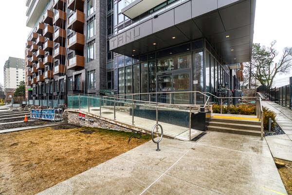 Photo 5 of Unit 601, 21 Park Street E, Mississauga, Port Credit — HOMEH