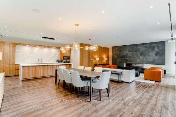 Photo 41 of Unit 601, 21 Park Street E, Mississauga, Port Credit — HOMEH