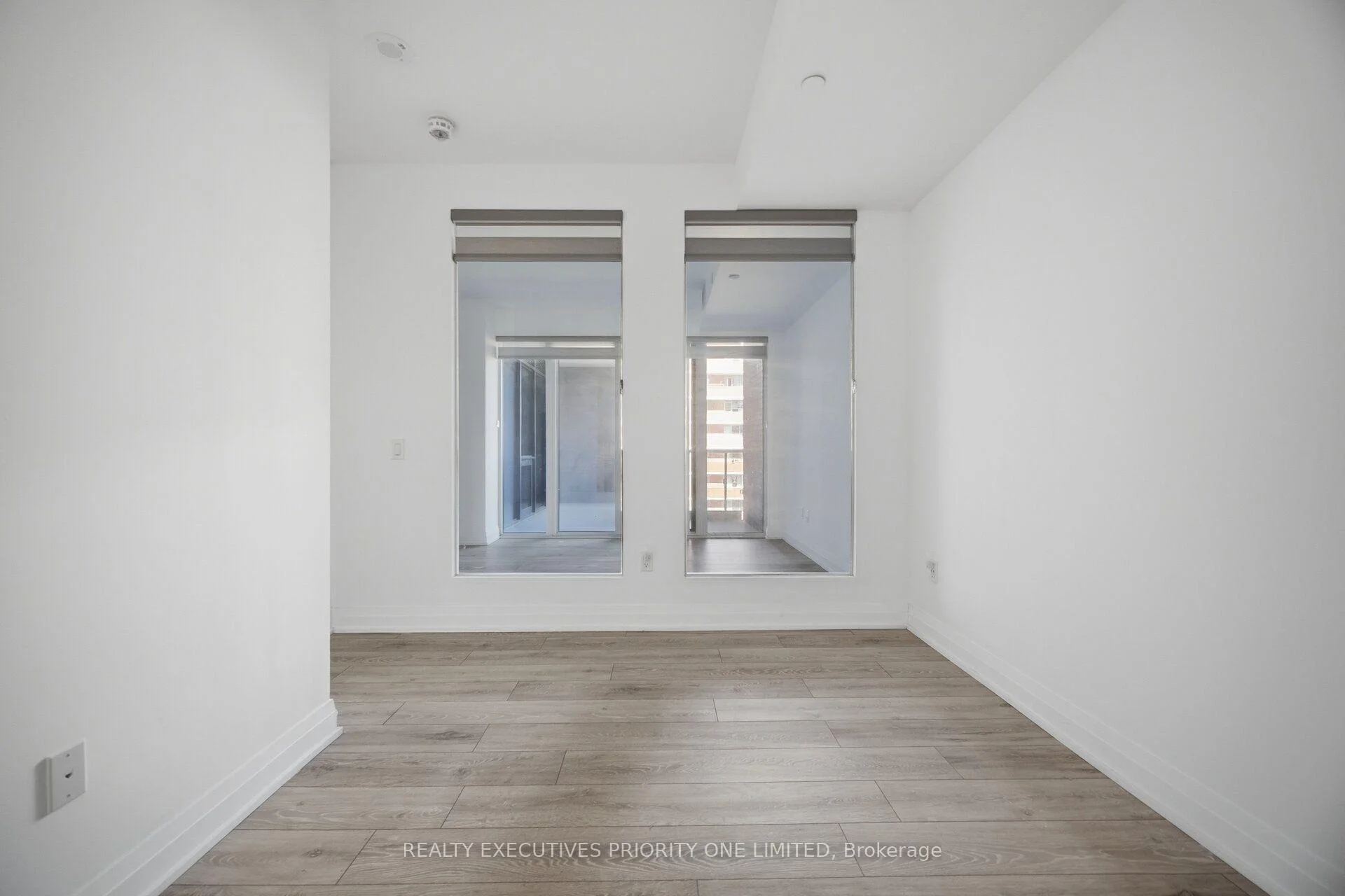 Photo 31 of Unit 601, 21 Park Street E, Mississauga, Port Credit — HOMEH
