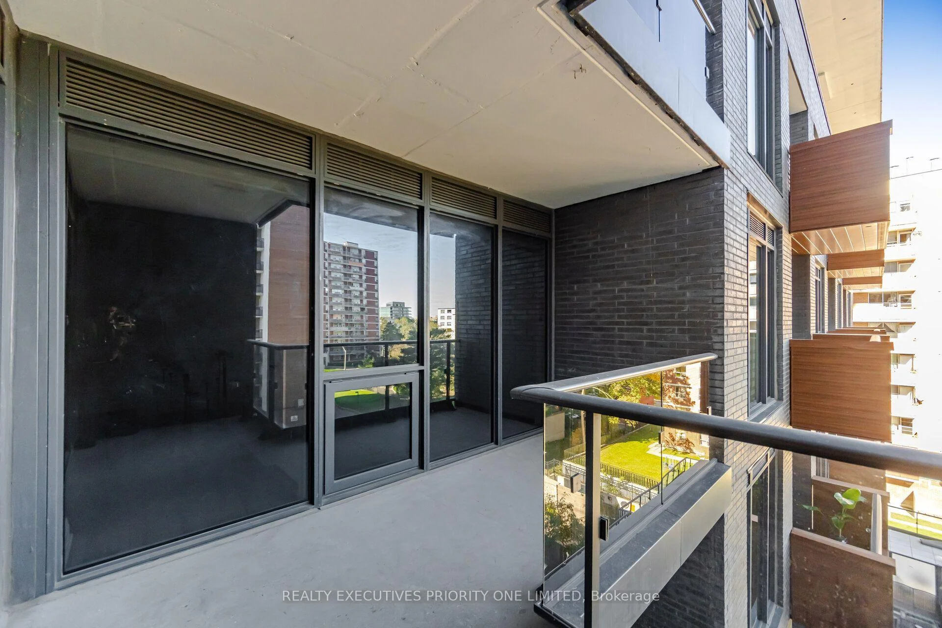 Photo 36 of Unit 601, 21 Park Street E, Mississauga, Port Credit — HOMEH