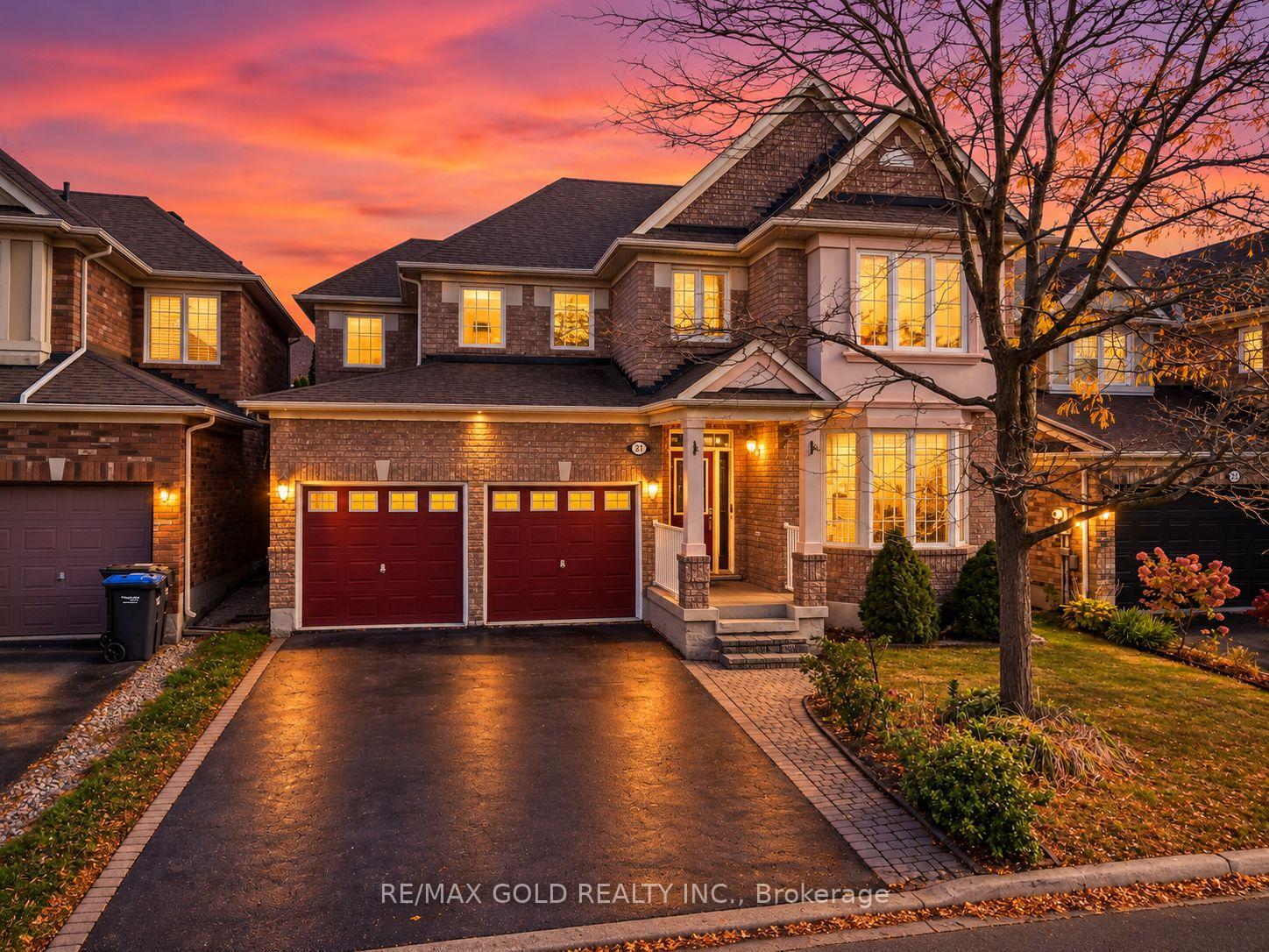 Photo 1 of 21 Mistybrook Crescent, Brampton, Fletcher's Meadow — HOMEH