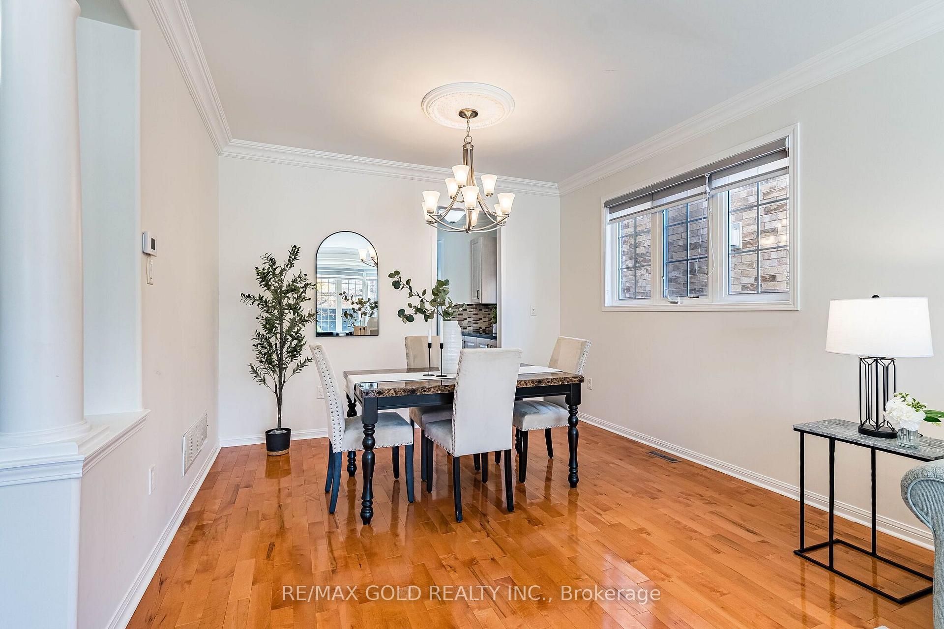 Photo 8 of 21 Mistybrook Crescent, Brampton, Fletcher's Meadow — HOMEH