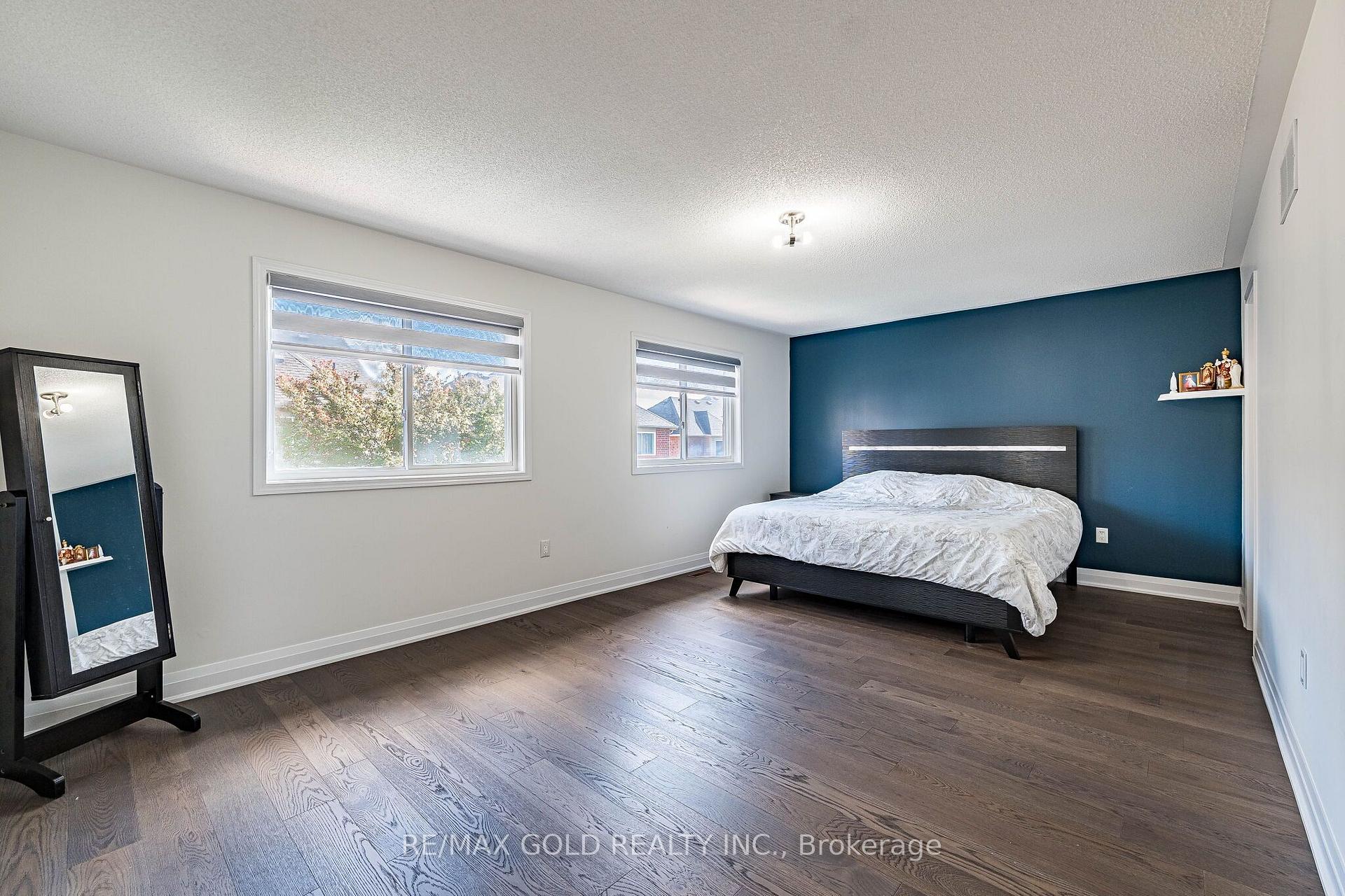 Photo 22 of 21 Mistybrook Crescent, Brampton, Fletcher's Meadow — HOMEH