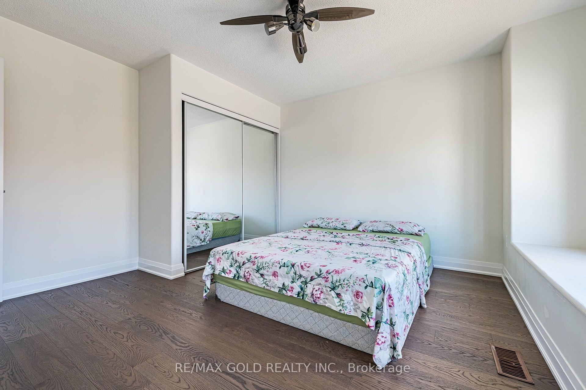Photo 28 of 21 Mistybrook Crescent, Brampton, Fletcher's Meadow — HOMEH