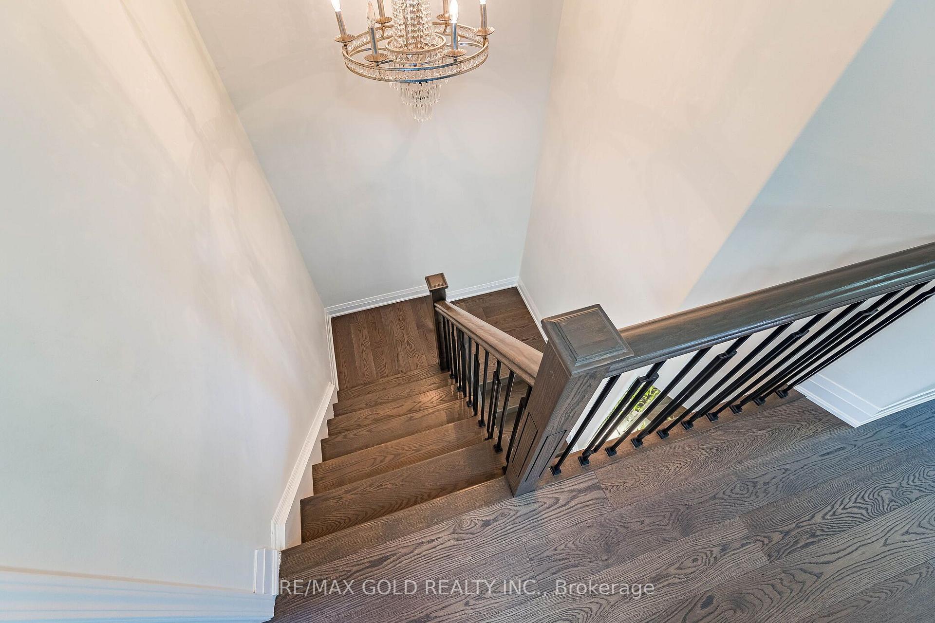 Photo 31 of 21 Mistybrook Crescent, Brampton, Fletcher's Meadow — HOMEH