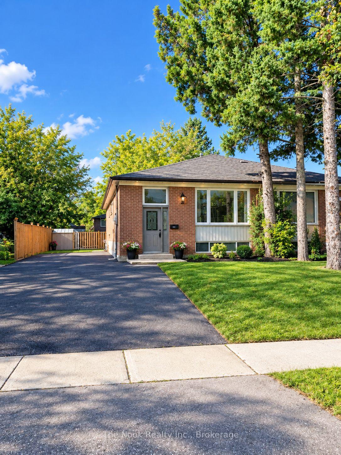 Photo 1 of Unit Upper, 210 Dovedale Drive, Whitby, Downtown Whitby — HOMEH