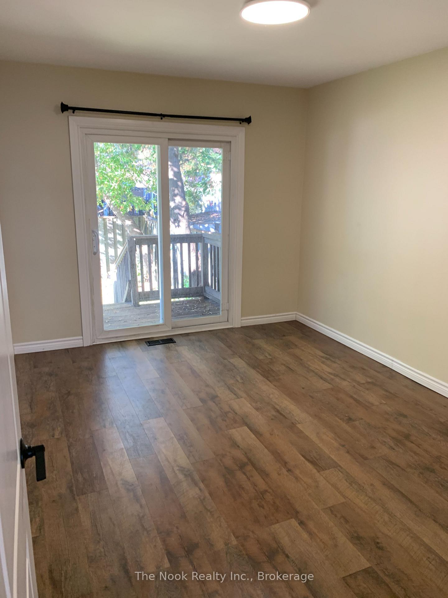 Photo 8 of Unit Upper, 210 Dovedale Drive, Whitby, Downtown Whitby — HOMEH