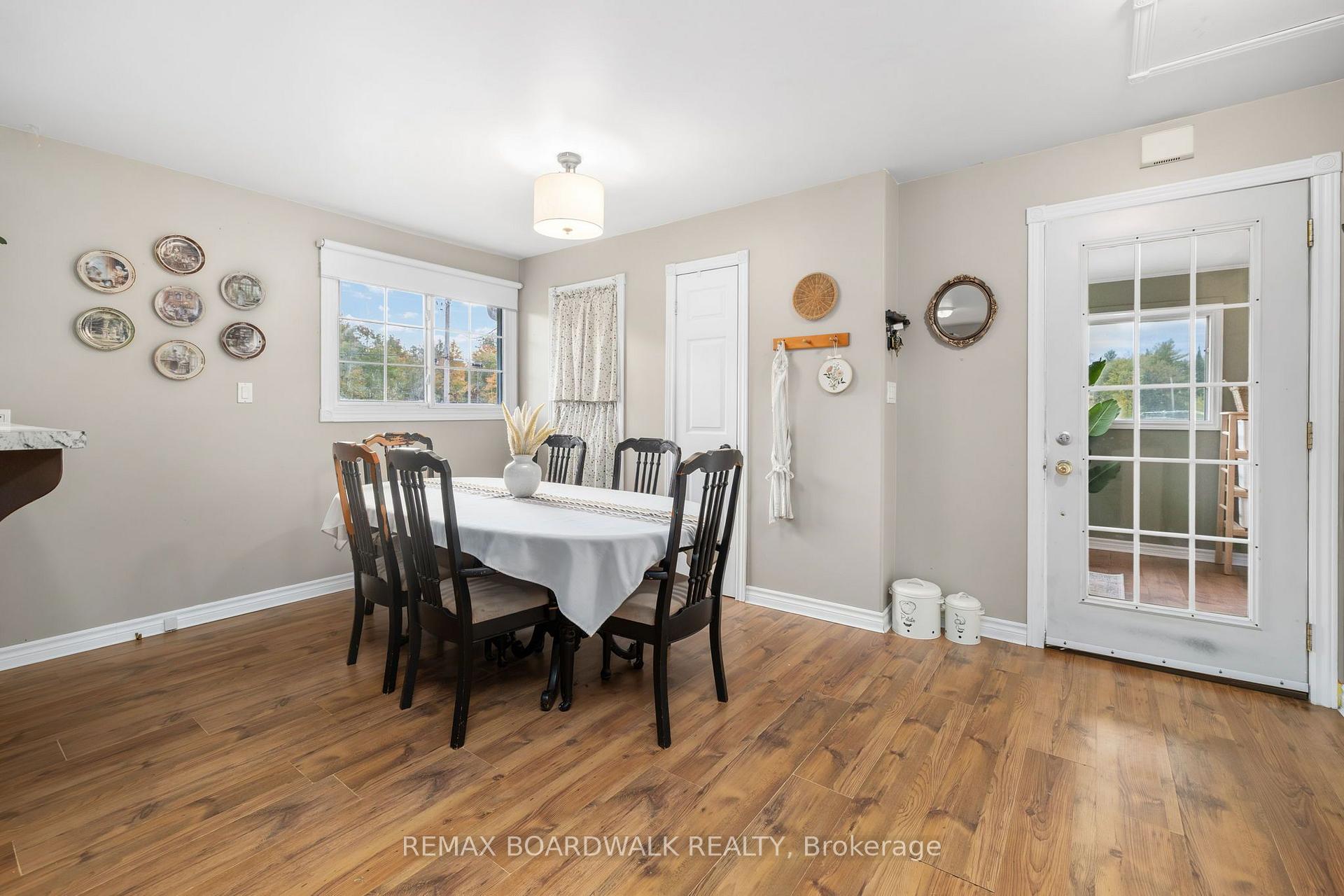 Photo 6 of 456 Mcveigh Road, Tay Valley, Bathurst/Burgess & Sherbrooke (Bathurst) Twp — HOMEH