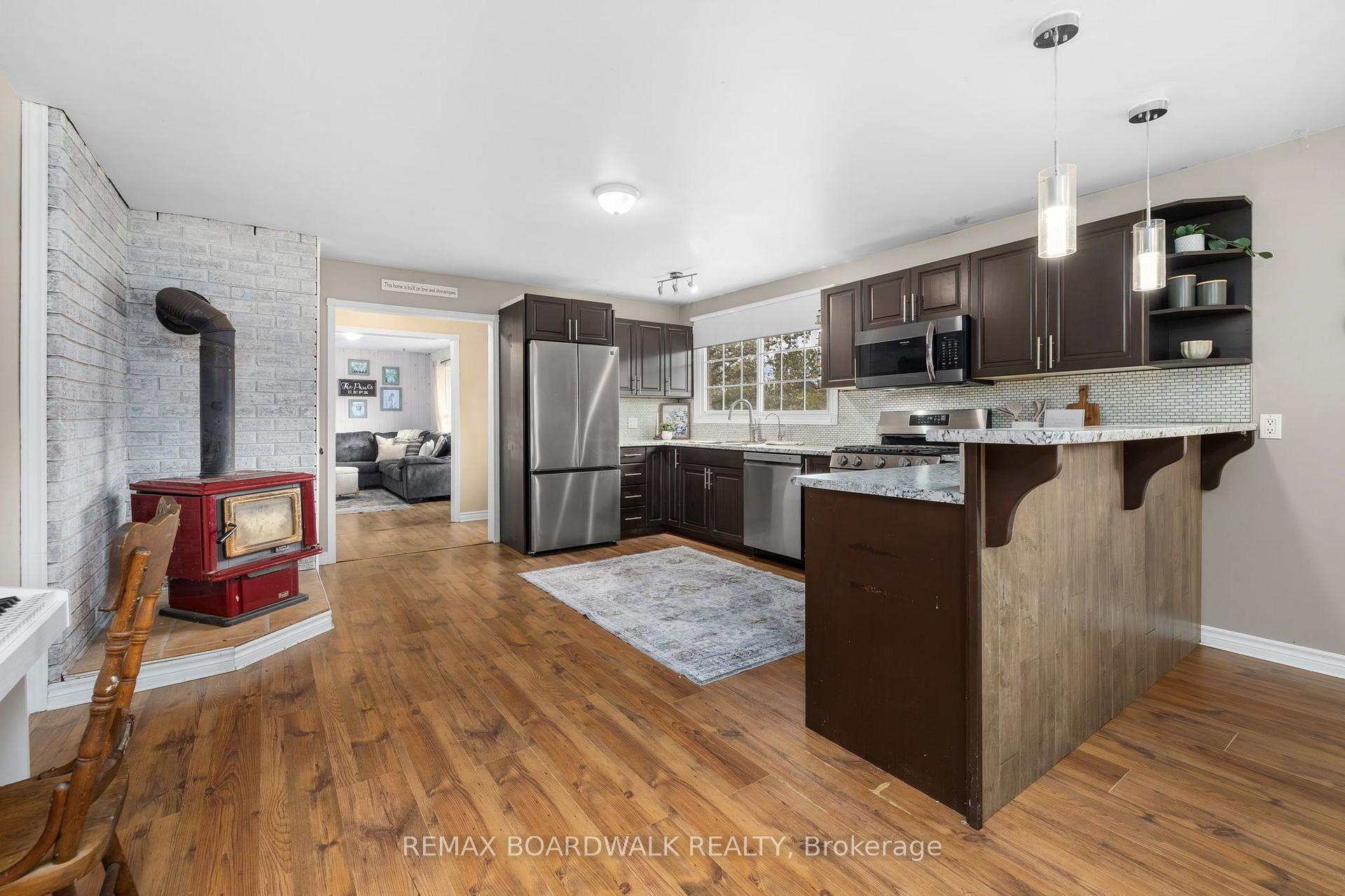 Photo 9 of 456 Mcveigh Road, Tay Valley, Bathurst/Burgess & Sherbrooke (Bathurst) Twp — HOMEH