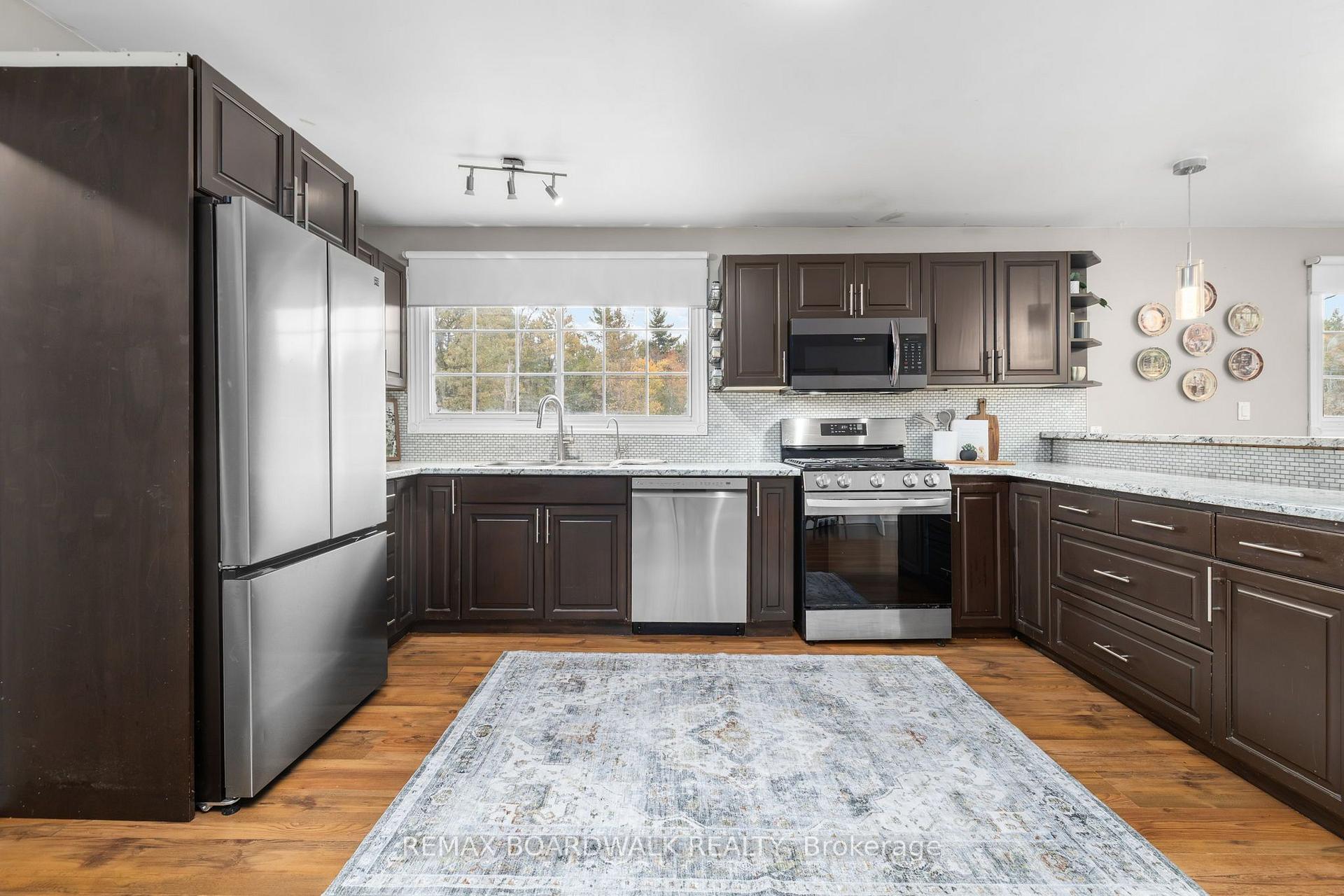 Photo 10 of 456 Mcveigh Road, Tay Valley, Bathurst/Burgess & Sherbrooke (Bathurst) Twp — HOMEH