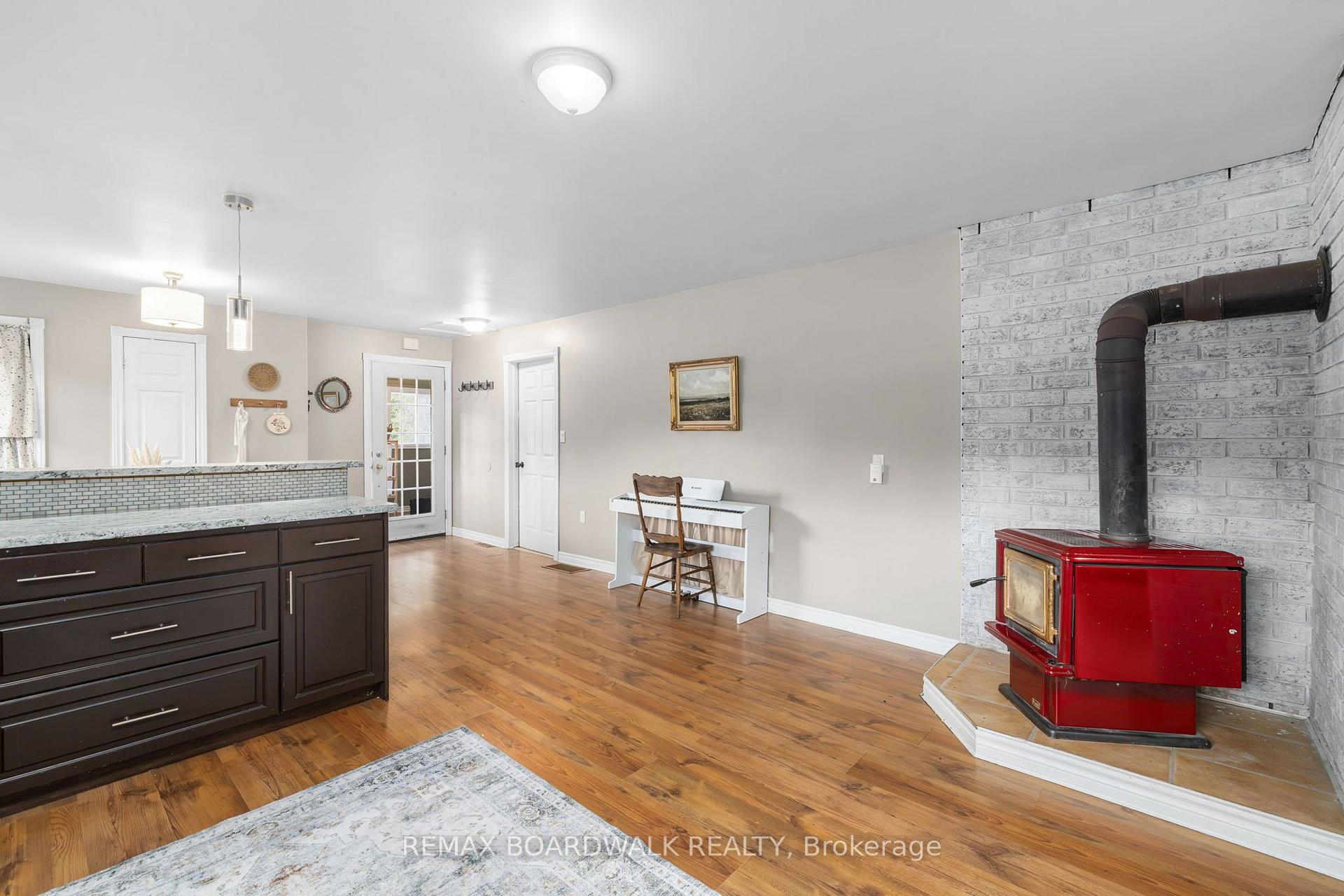 Photo 13 of 456 Mcveigh Road, Tay Valley, Bathurst/Burgess & Sherbrooke (Bathurst) Twp — HOMEH