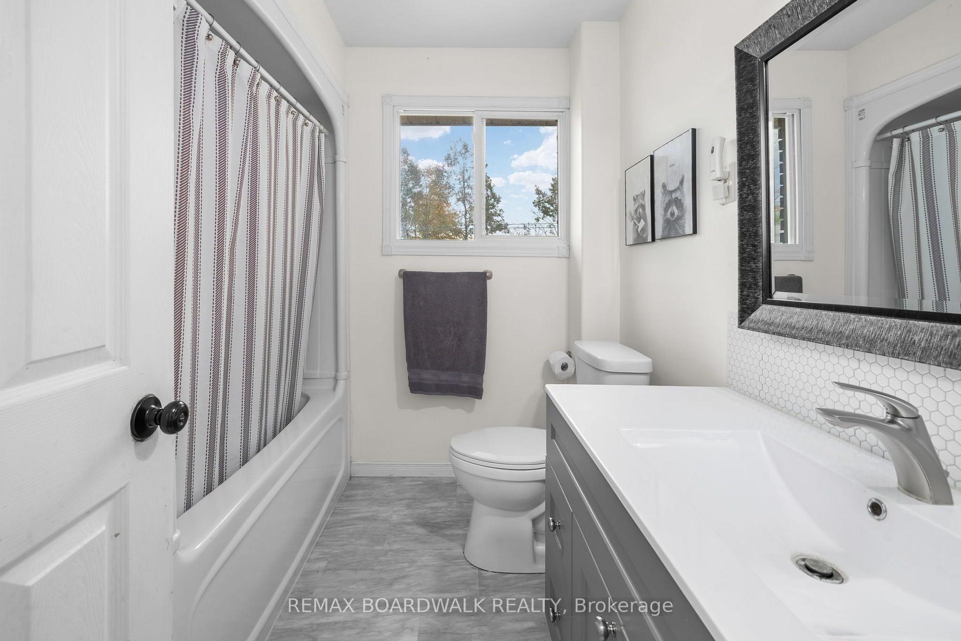 Photo 22 of 456 Mcveigh Road, Tay Valley, Bathurst/Burgess & Sherbrooke (Bathurst) Twp — HOMEH