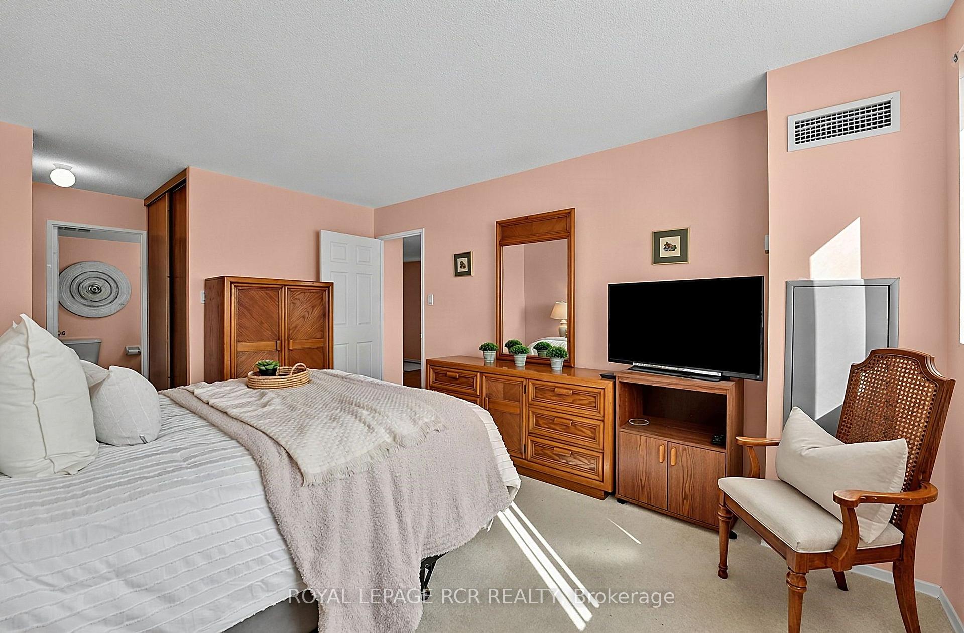 Photo 26 of Unit 507, 5 Weldrick Road W, Richmond Hill, North Richvale — HOMEH
