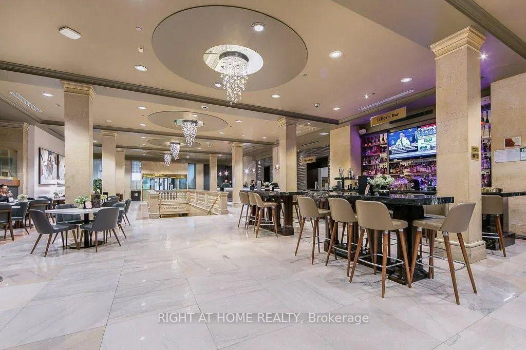 Photo 7 of Unit 4404, 1 King Street W, Toronto, Bay Street Corridor — HOMEH
