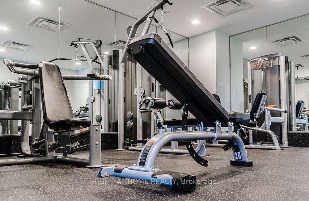 Photo 11 of Unit 4404, 1 King Street W, Toronto, Bay Street Corridor — HOMEH