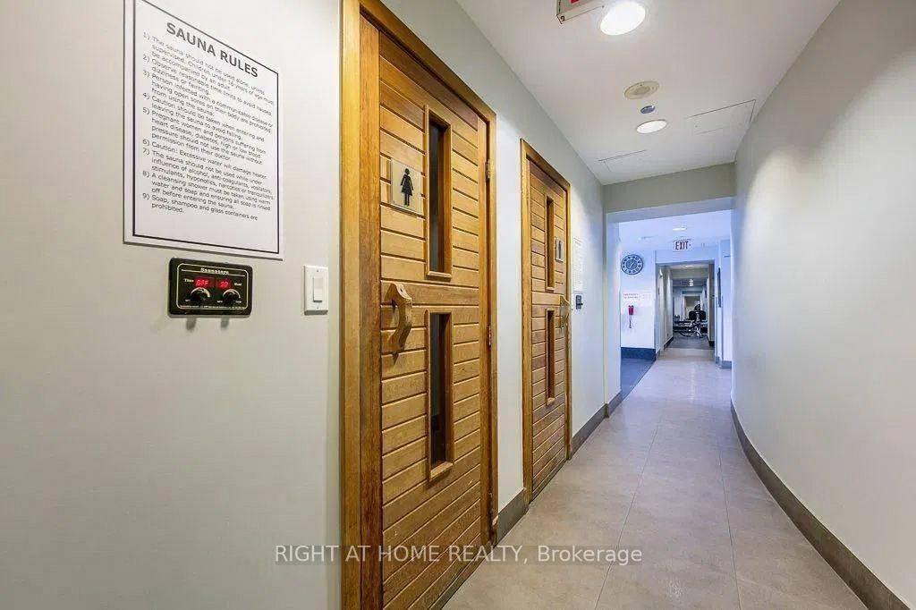 Photo 13 of Unit 4404, 1 King Street W, Toronto, Bay Street Corridor — HOMEH