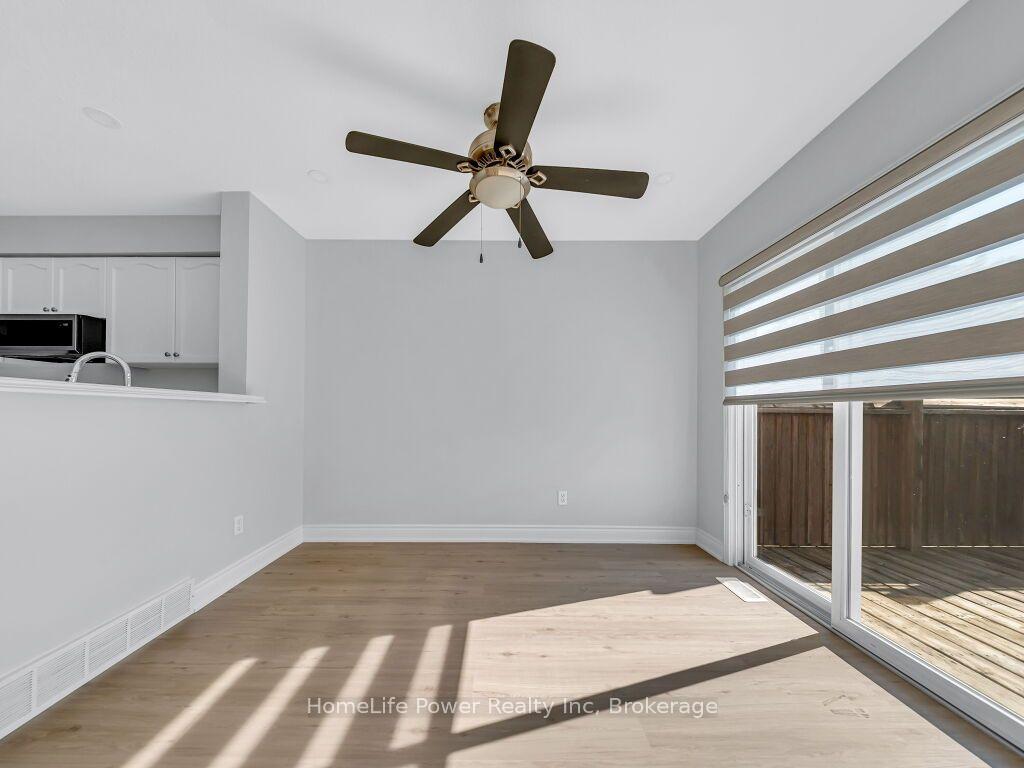 Photo 8 of 39 Reistview Street, Kitchener, Larentian West — HOMEH
