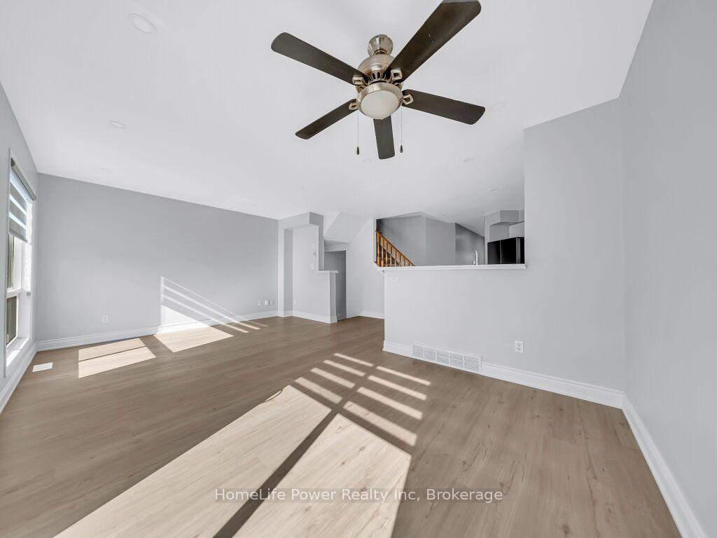 Photo 12 of 39 Reistview Street, Kitchener, Larentian West — HOMEH