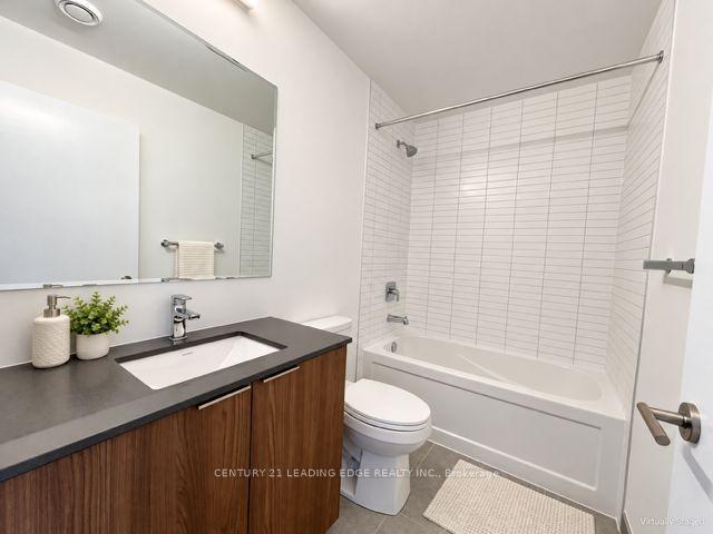 Photo 9 of Unit 706, 3008 William Cutmore Boulevard, Oakville, Joshua Meadows — HOMEH