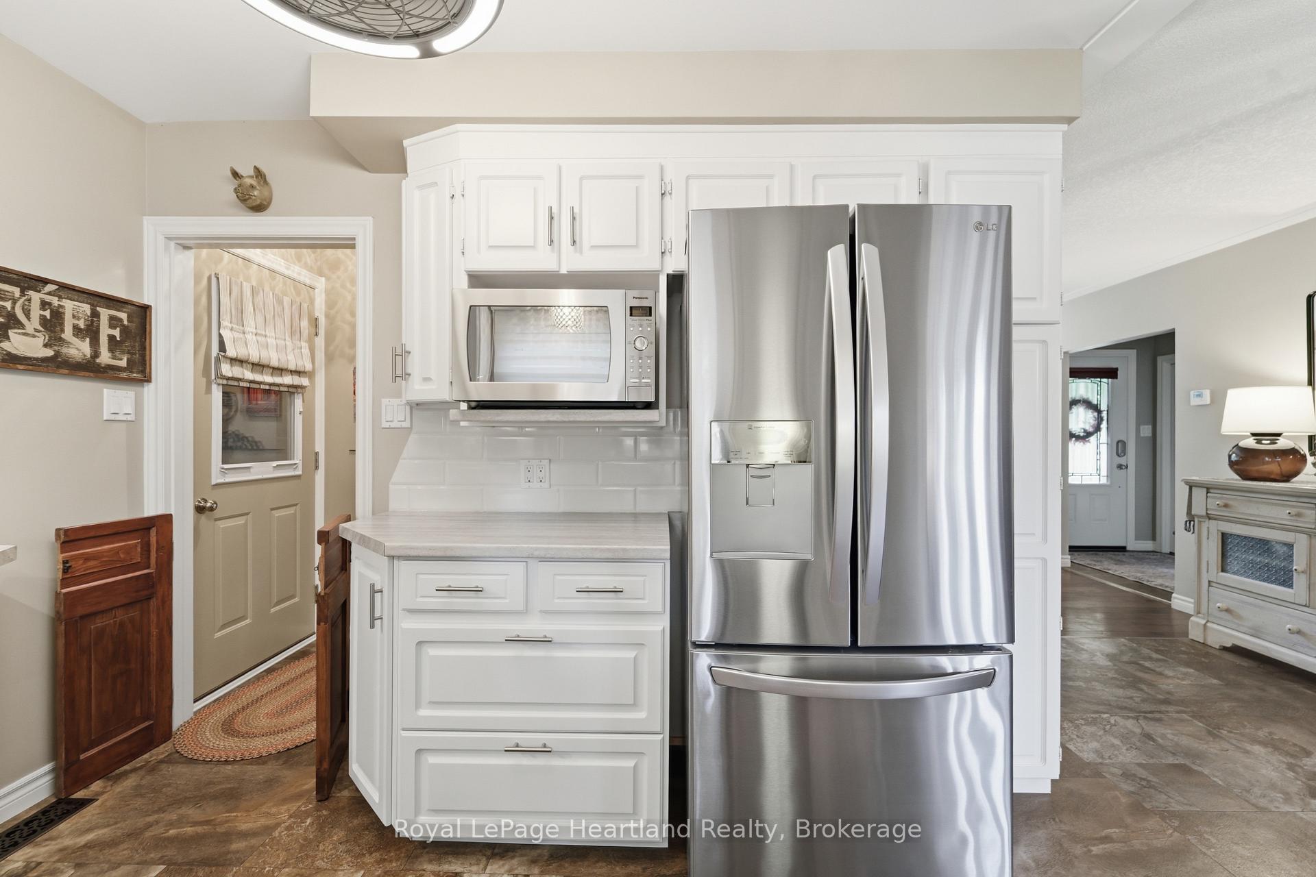 Photo 14 of 257 Eldon Street, Goderich, Goderich (Town) — HOMEH