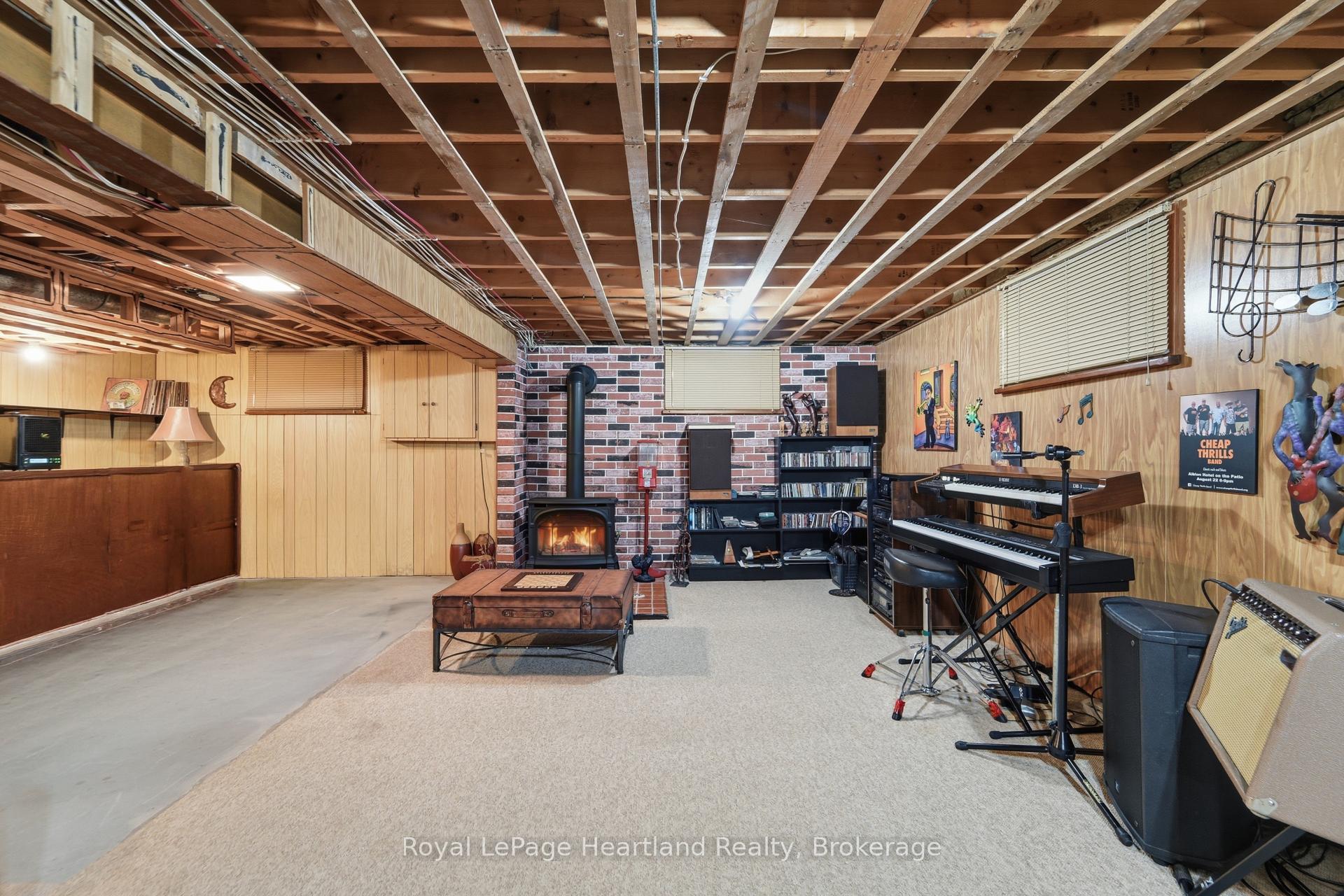 Photo 32 of 257 Eldon Street, Goderich, Goderich (Town) — HOMEH