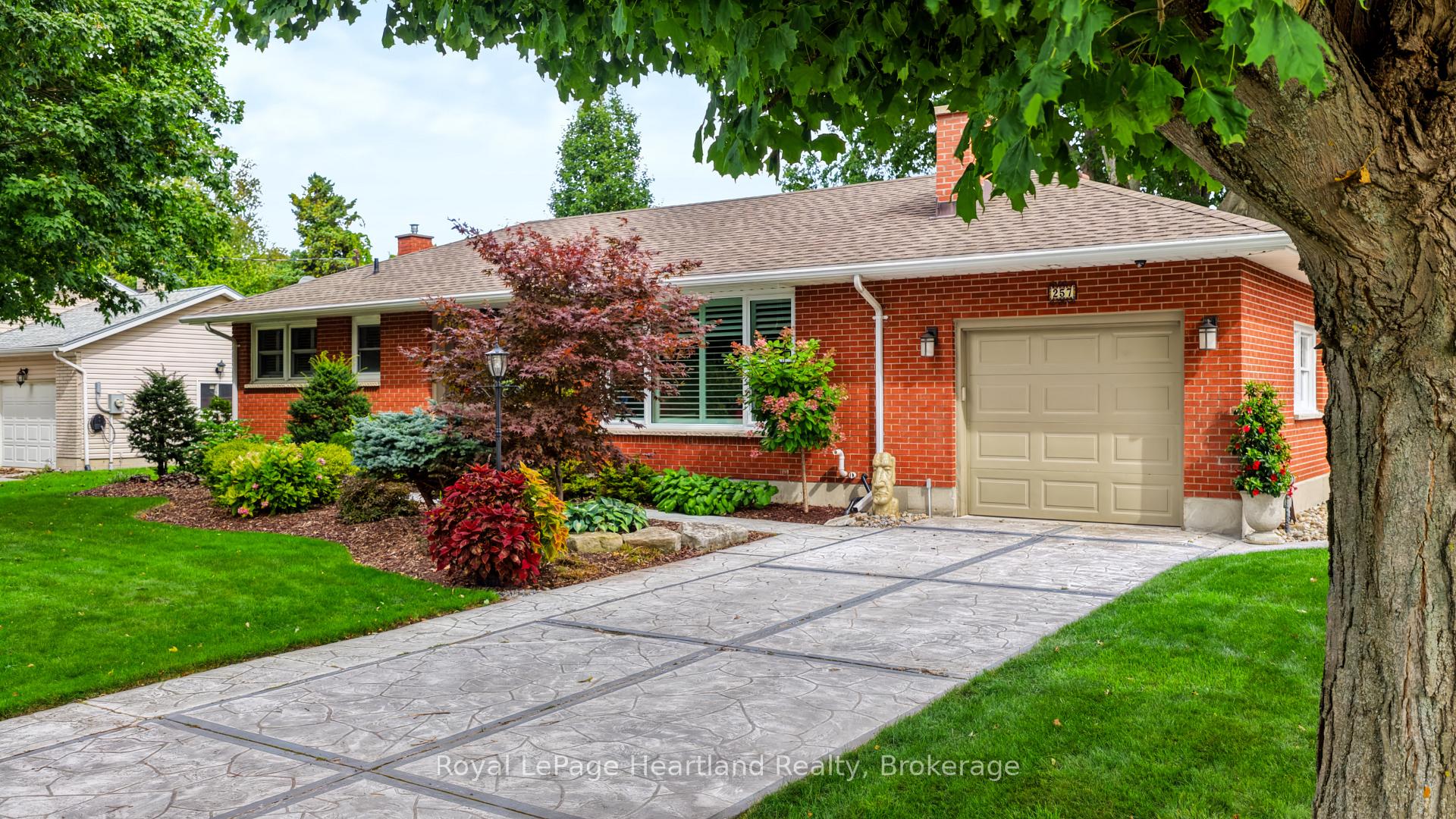 Photo 46 of 257 Eldon Street, Goderich, Goderich (Town) — HOMEH