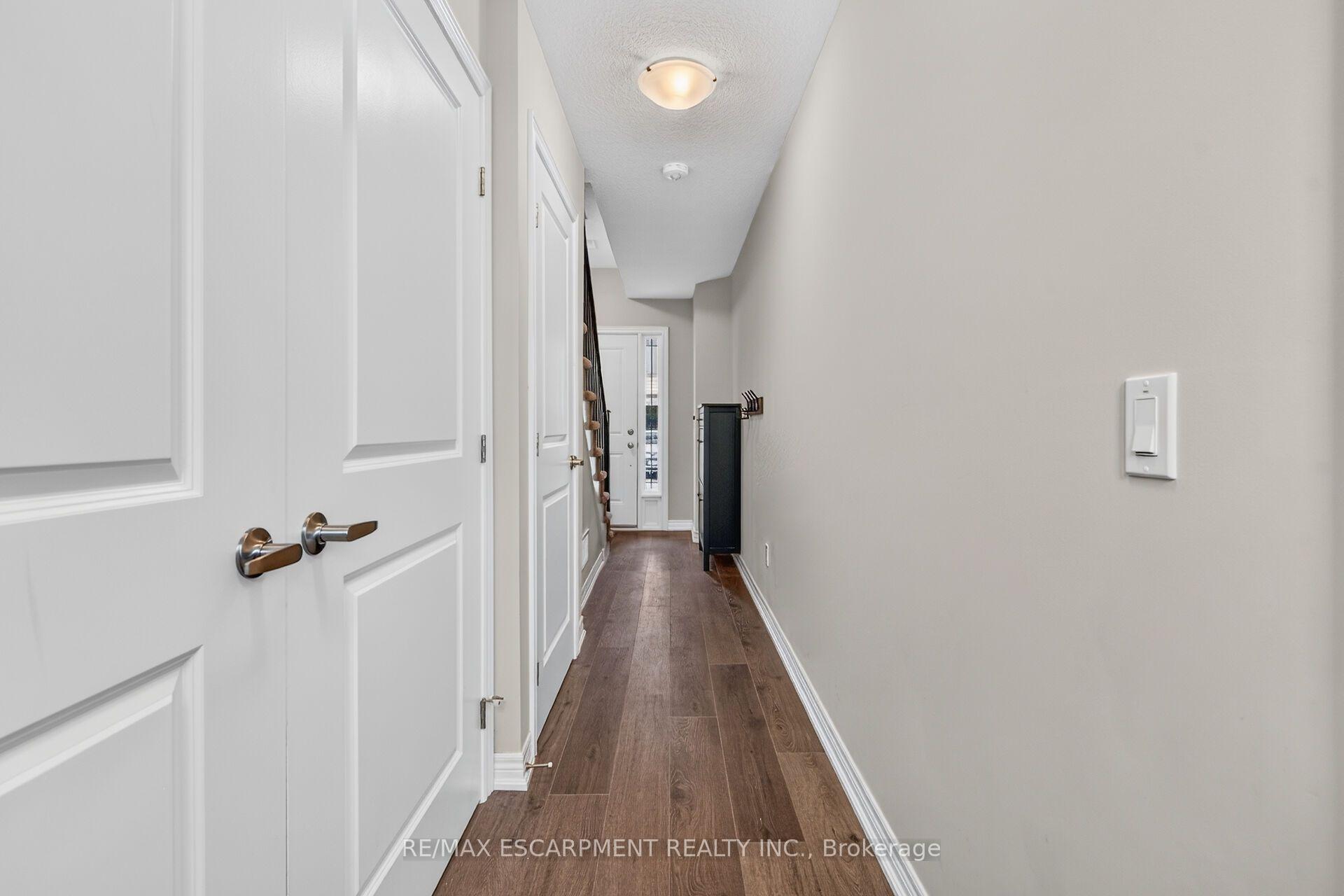 Photo 6 of Unit 51, 19 Picardy Drive, Hamilton, Stoney Creek Mountain — HOMEH