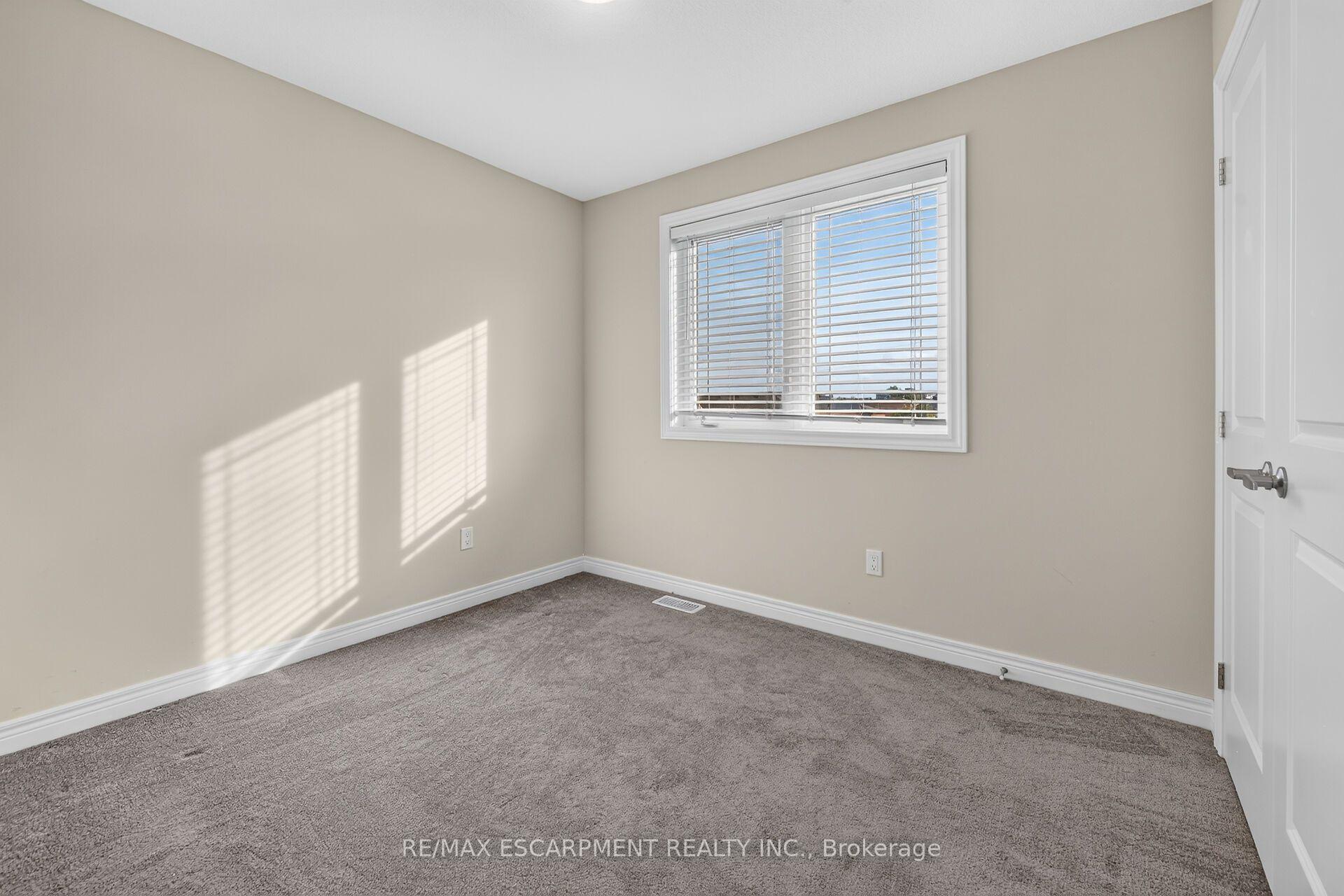 Photo 37 of Unit 51, 19 Picardy Drive, Hamilton, Stoney Creek Mountain — HOMEH