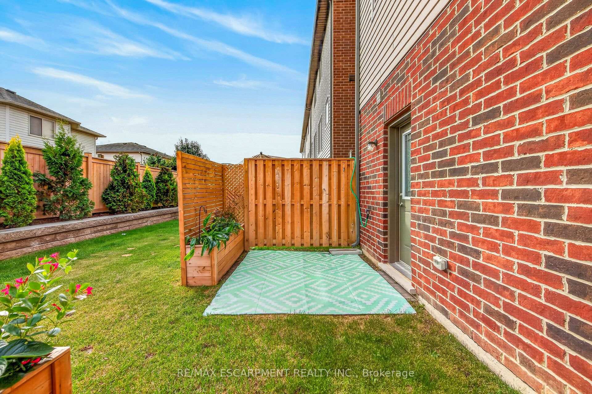Photo 42 of Unit 51, 19 Picardy Drive, Hamilton, Stoney Creek Mountain — HOMEH