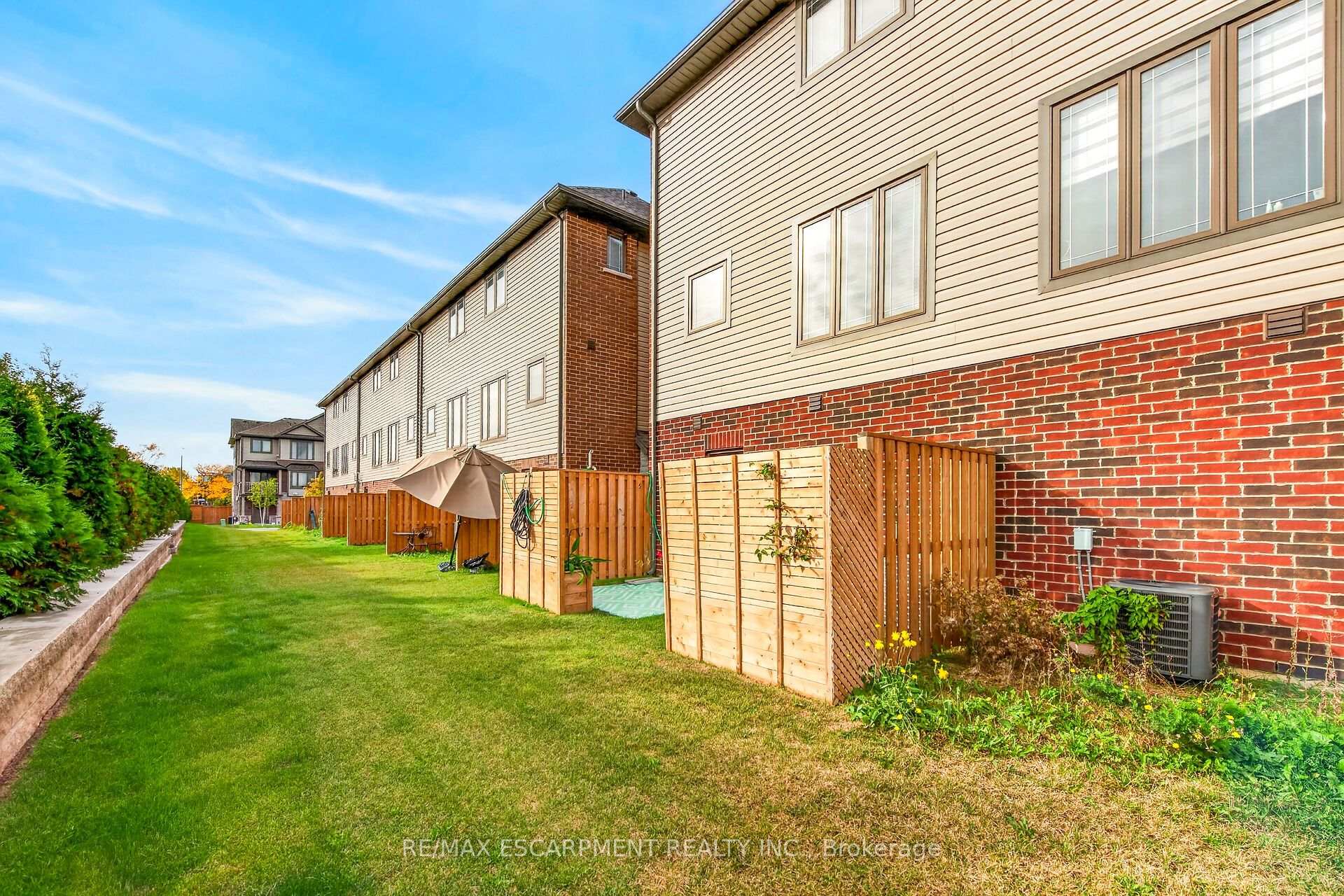 Photo 49 of Unit 51, 19 Picardy Drive, Hamilton, Stoney Creek Mountain — HOMEH