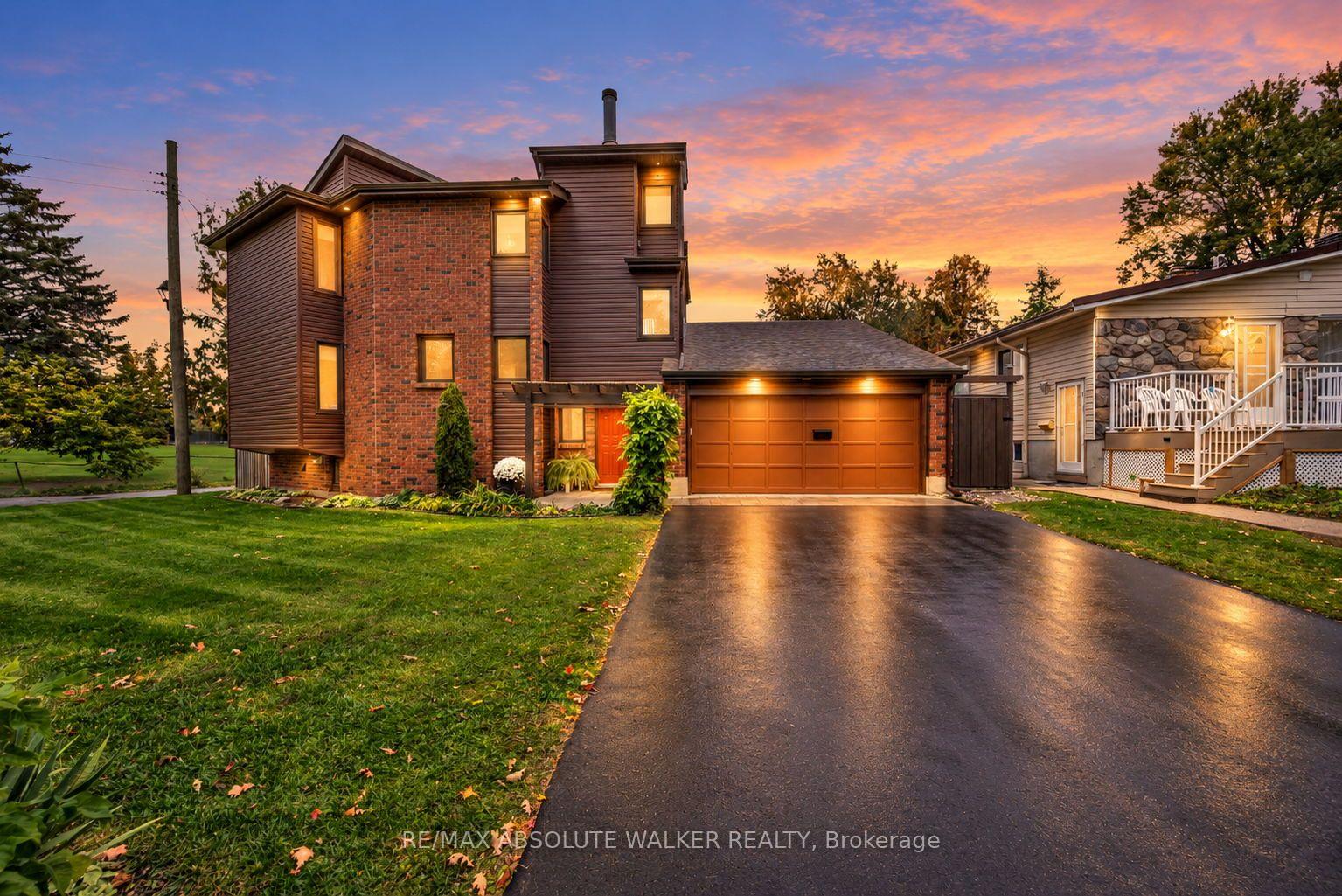 Photo 2 of 2824 Haughton Avenue, Ottawa, Britannia — HOMEH