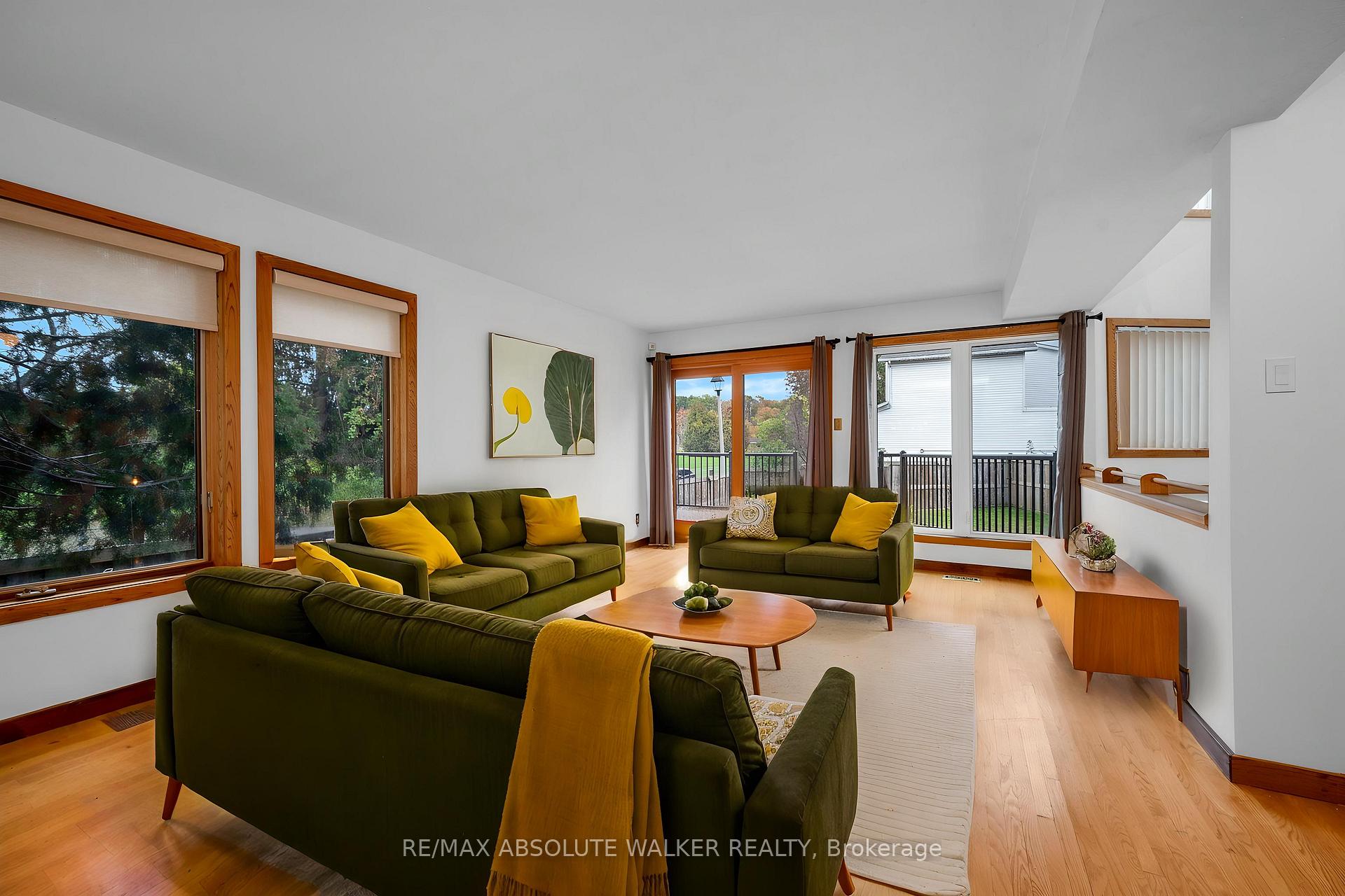 Photo 6 of 2824 Haughton Avenue, Ottawa, Britannia — HOMEH