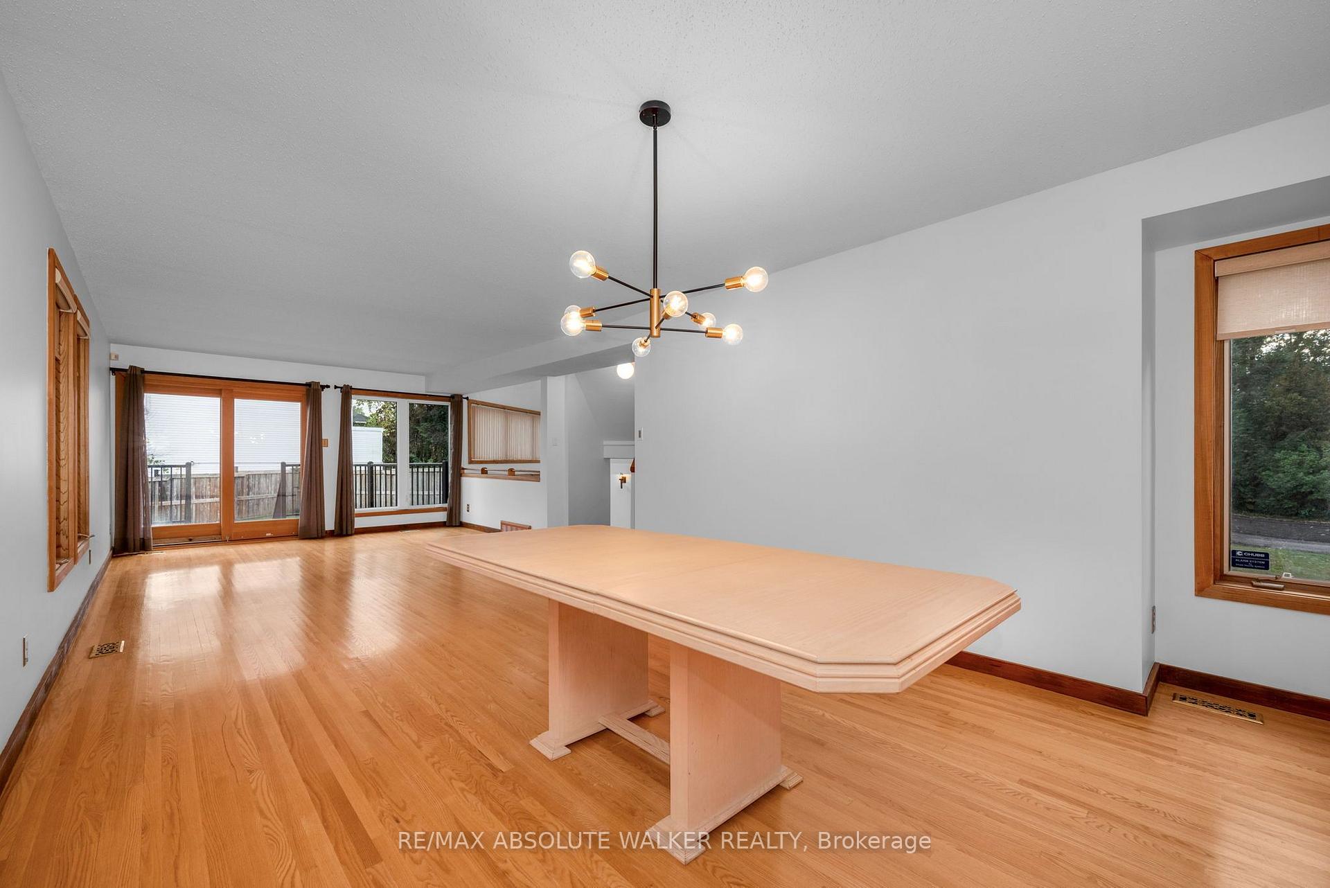 Photo 11 of 2824 Haughton Avenue, Ottawa, Britannia — HOMEH