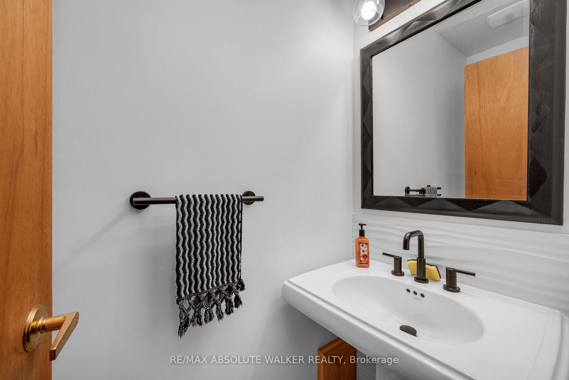 Photo 14 of 2824 Haughton Avenue, Ottawa, Britannia — HOMEH