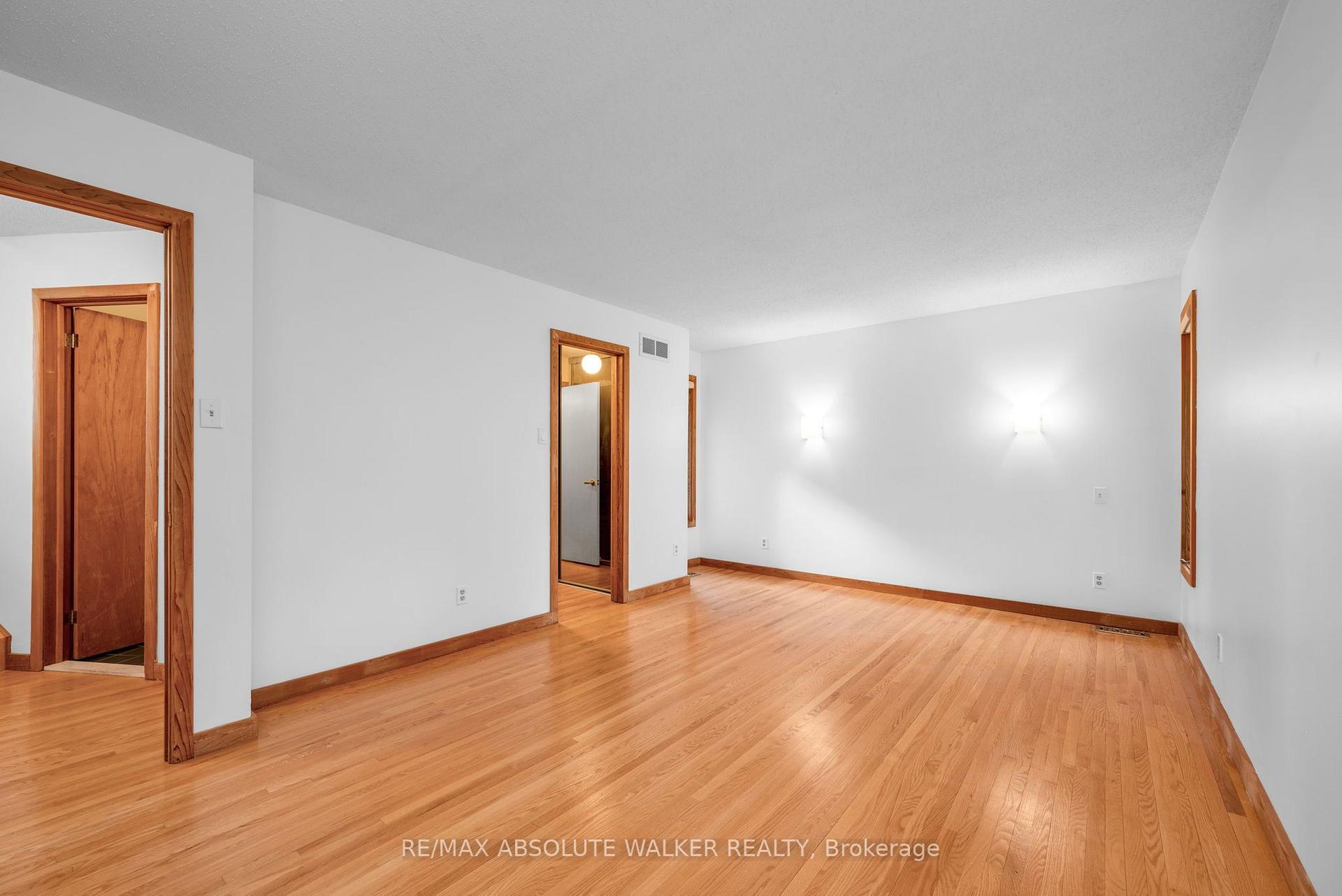 Photo 21 of 2824 Haughton Avenue, Ottawa, Britannia — HOMEH