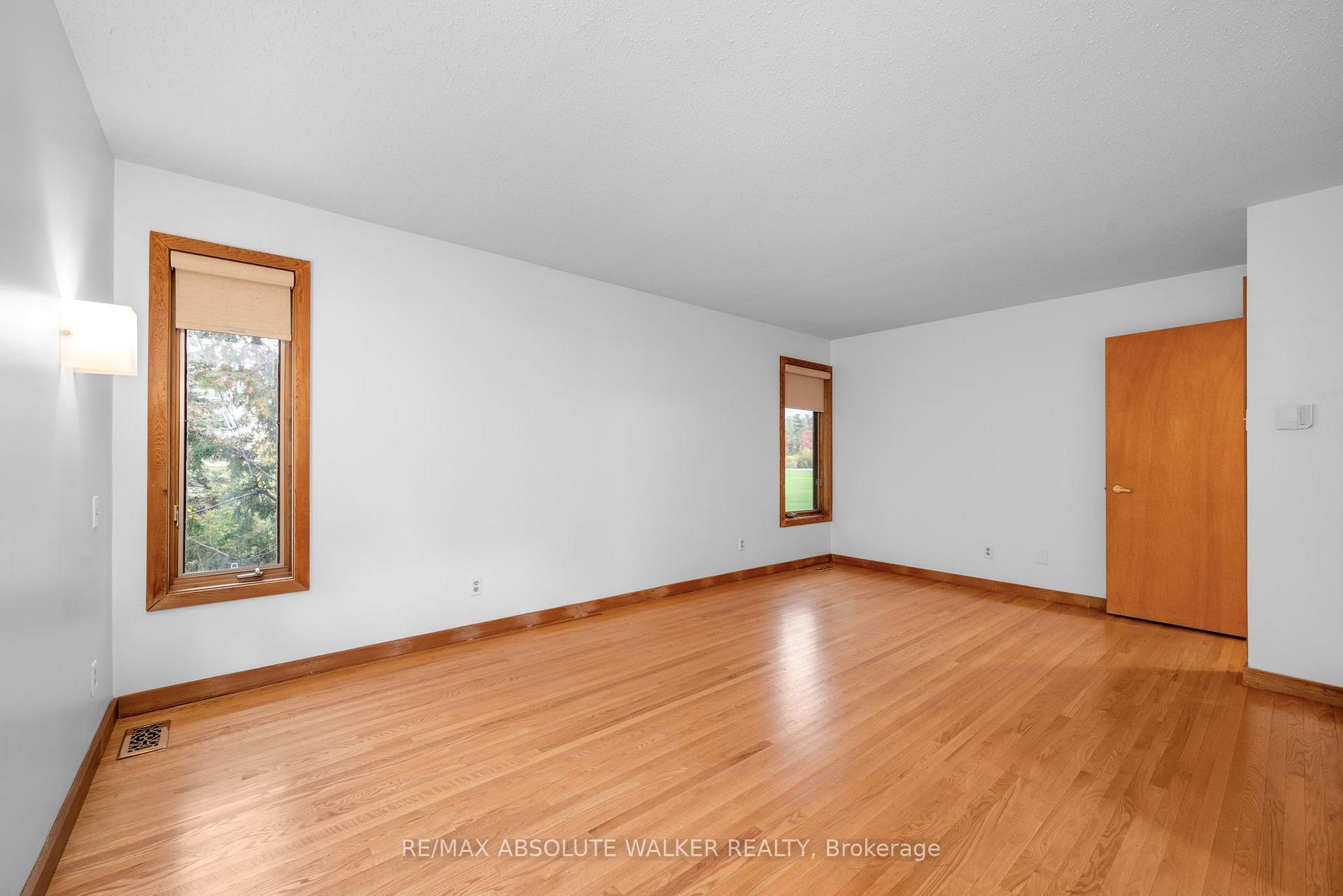 Photo 23 of 2824 Haughton Avenue, Ottawa, Britannia — HOMEH