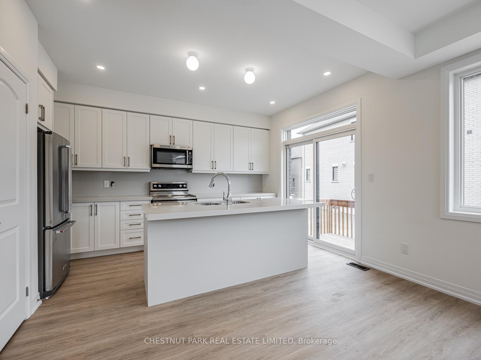 Photo 8 of 41 Robert Eaton Avenue, Markham, Middlefield — HOMEH