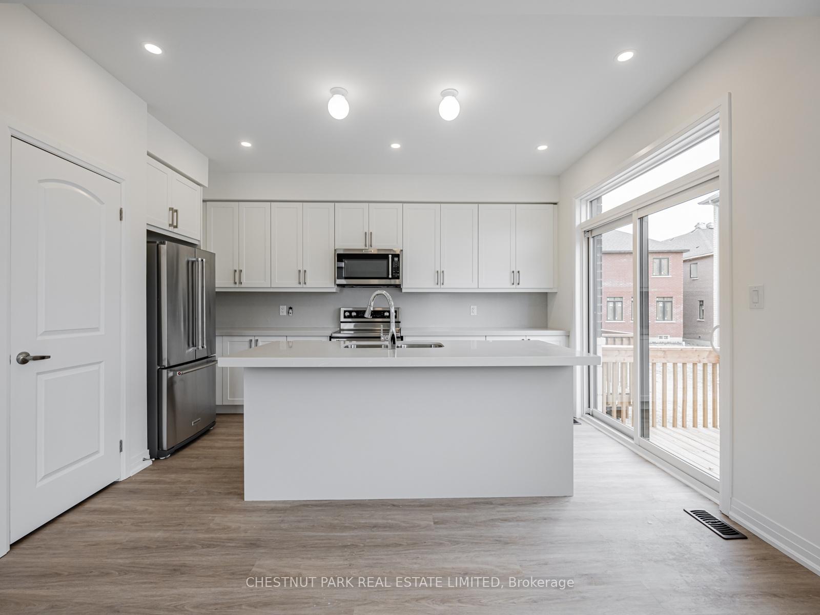 Photo 12 of 41 Robert Eaton Avenue, Markham, Middlefield — HOMEH