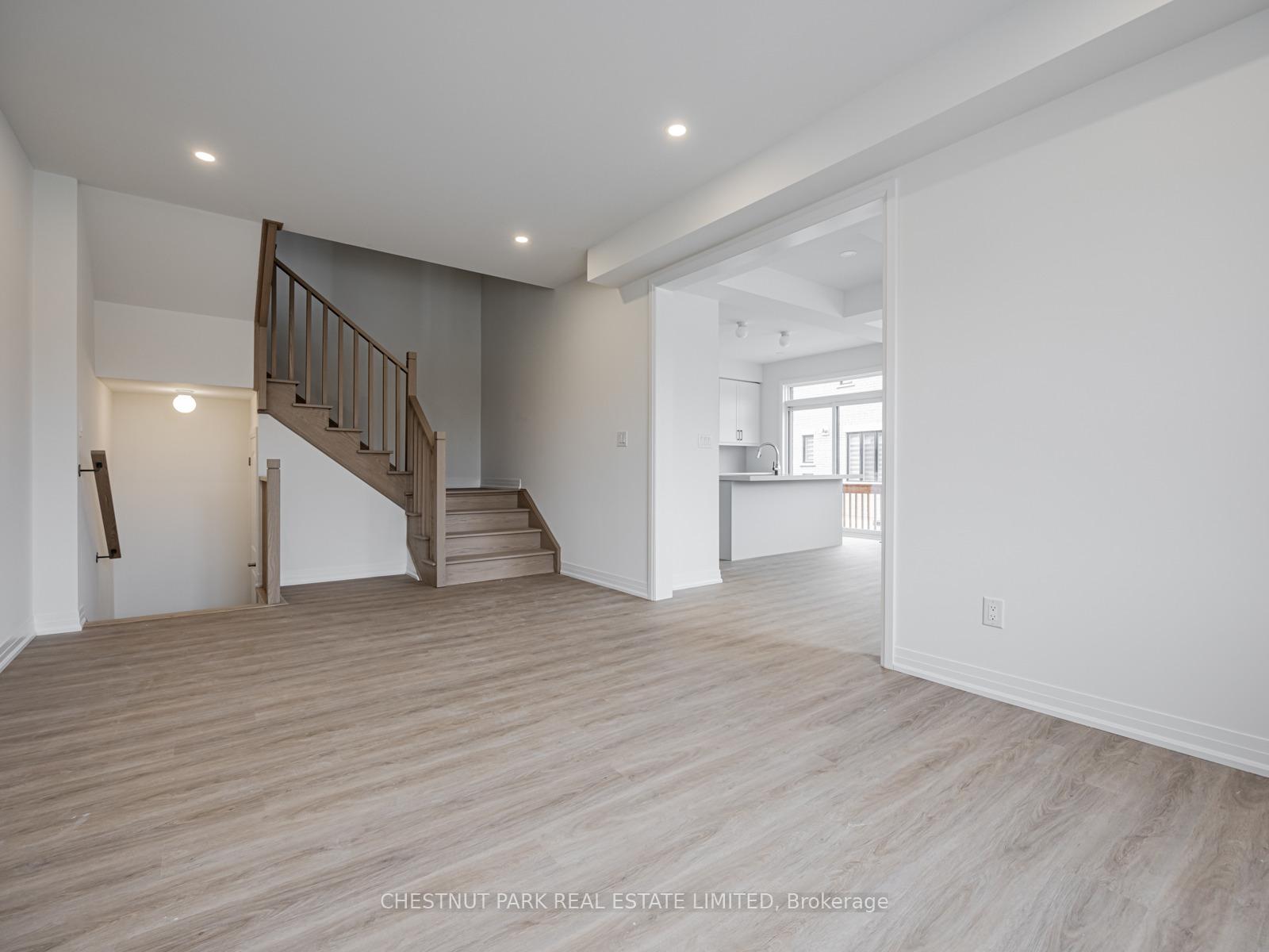 Photo 13 of 41 Robert Eaton Avenue, Markham, Middlefield — HOMEH