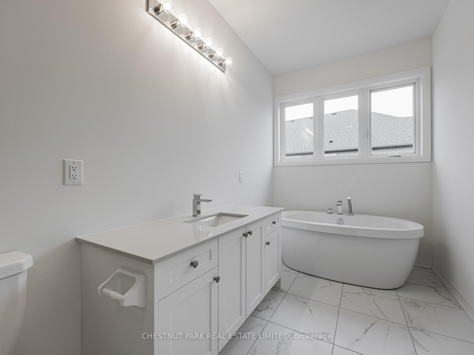 Photo 16 of 41 Robert Eaton Avenue, Markham, Middlefield — HOMEH