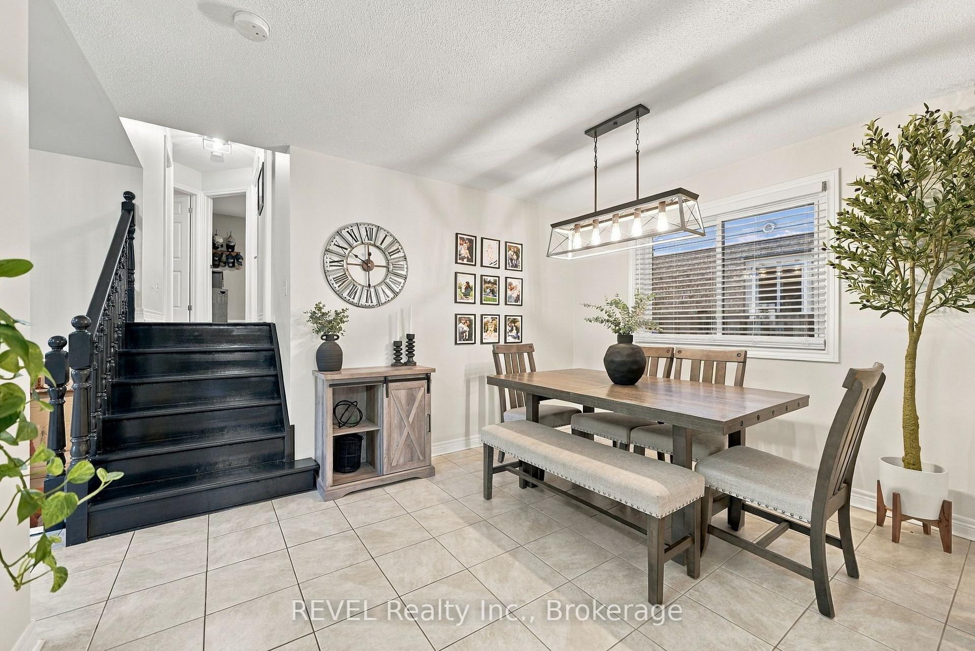Photo 15 of 3370 Cardinal Drive, Niagara Falls, Mt. Carmel — HOMEH