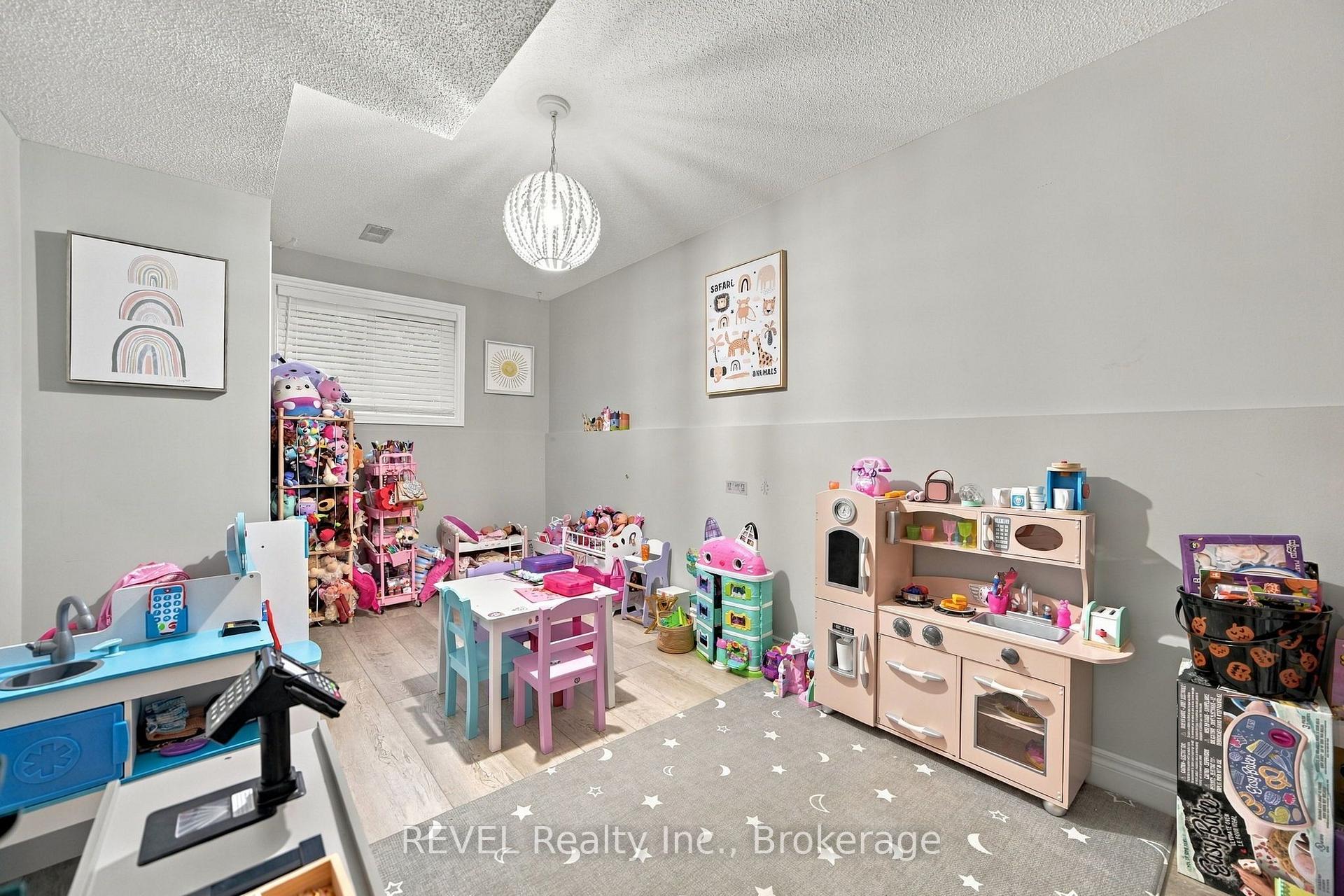 Photo 25 of 3370 Cardinal Drive, Niagara Falls, Mt. Carmel — HOMEH