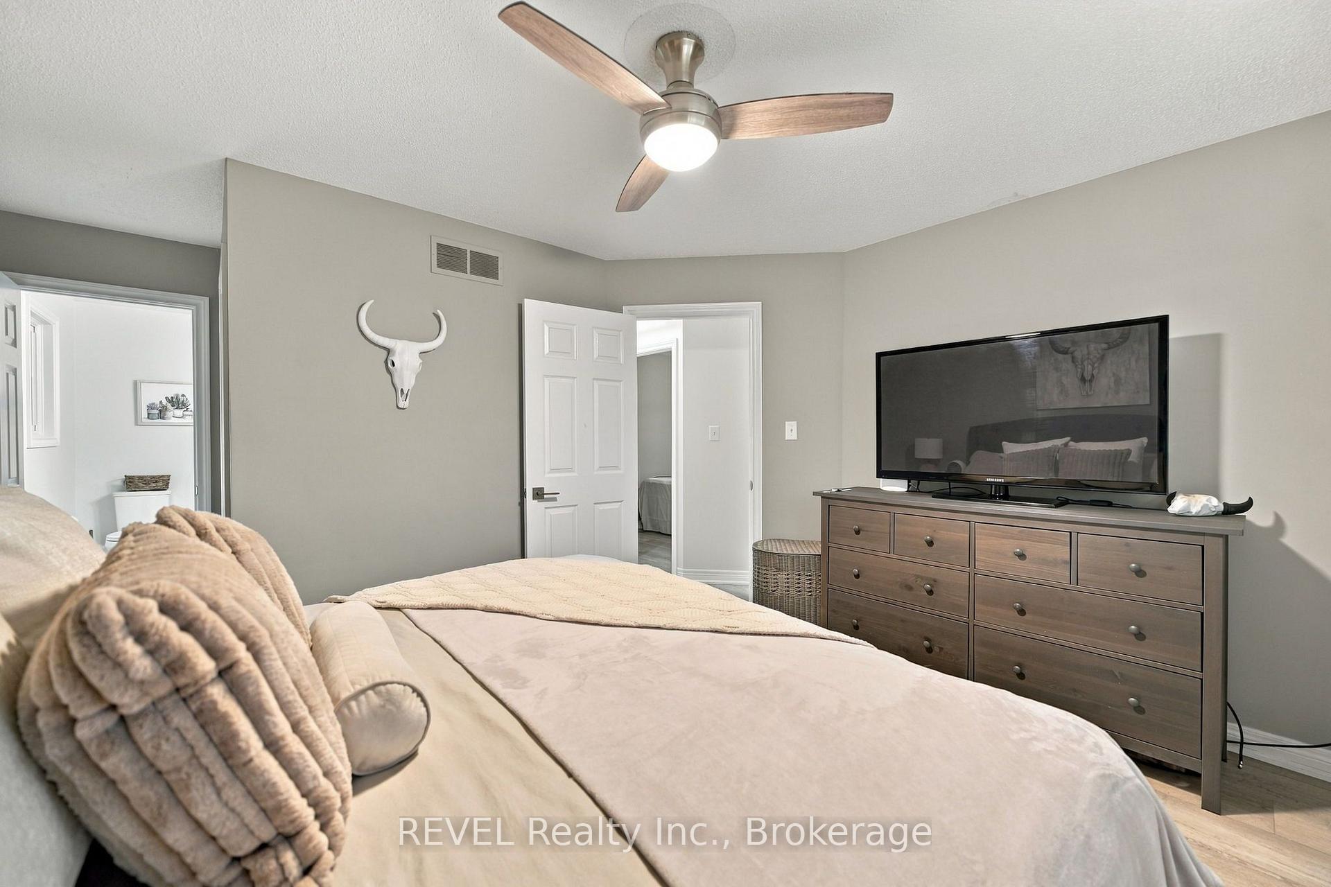 Photo 31 of 3370 Cardinal Drive, Niagara Falls, Mt. Carmel — HOMEH
